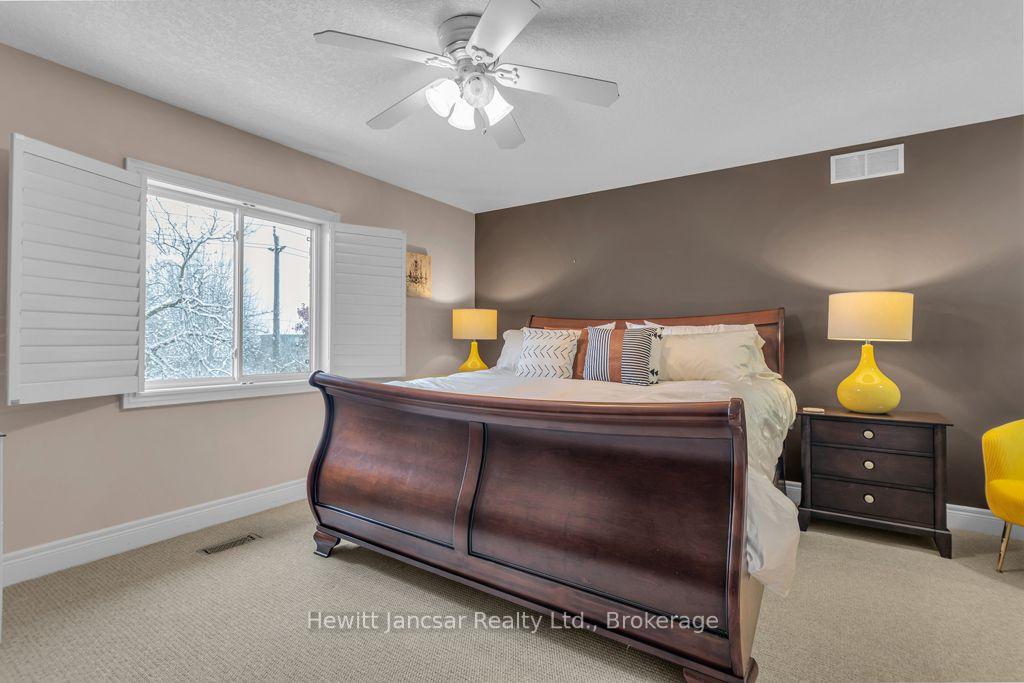 Photo 28 of 211 Terrace Wood Crescent, Kitchener, Pioneer Tower West — HOMEH