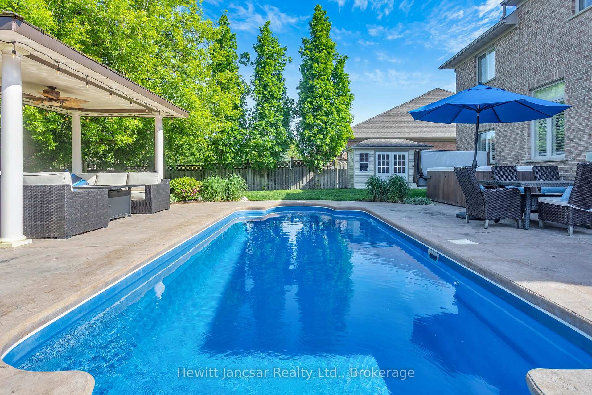 Photo 41 of 211 Terrace Wood Crescent, Kitchener, Pioneer Tower West — HOMEH