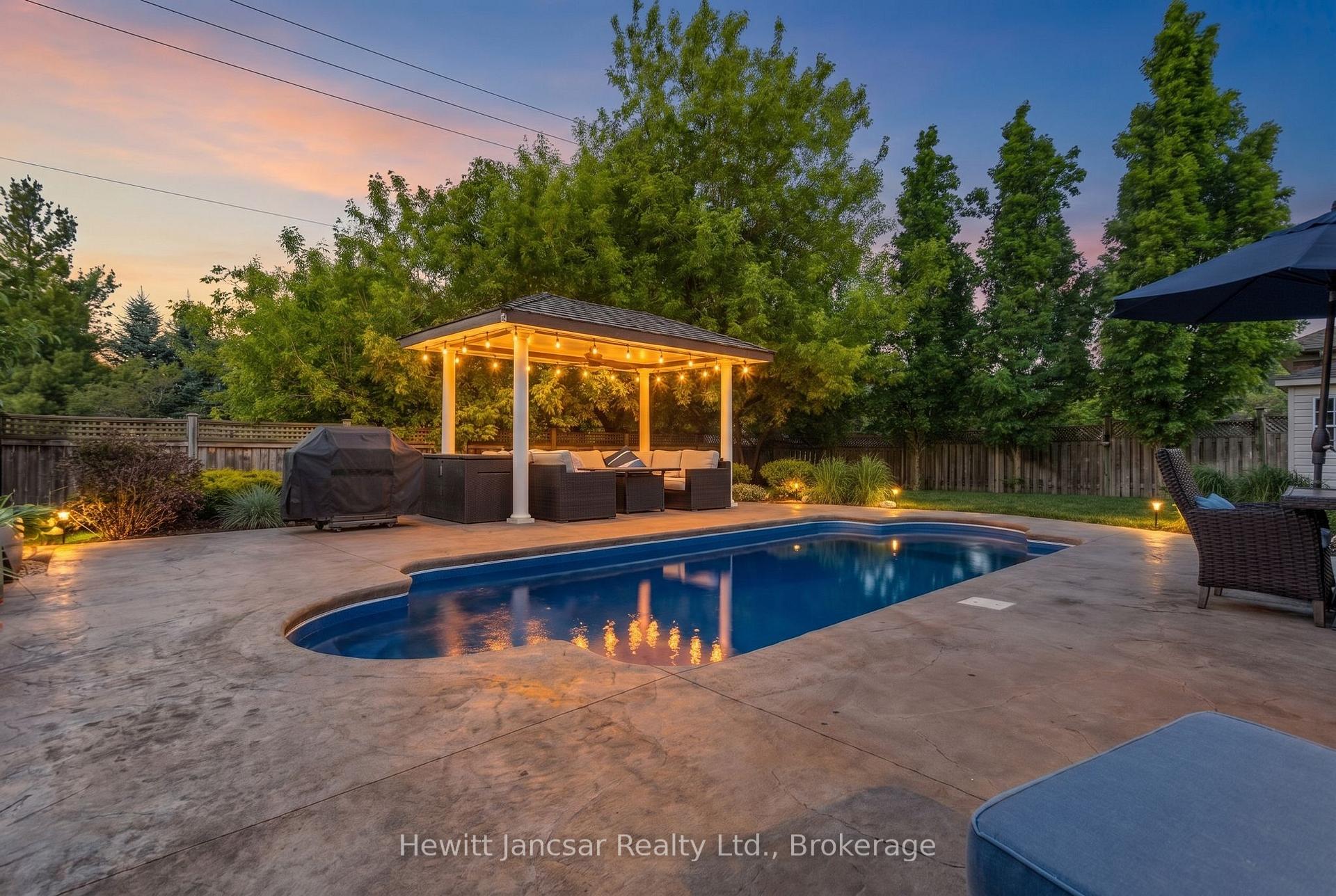 Photo 46 of 211 Terrace Wood Crescent, Kitchener, Pioneer Tower West — HOMEH