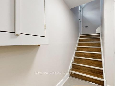 Photo 4 of Unit Bsmt, 238 Rumble Avenue, Richmond Hill, Mill Pond — HOMEH