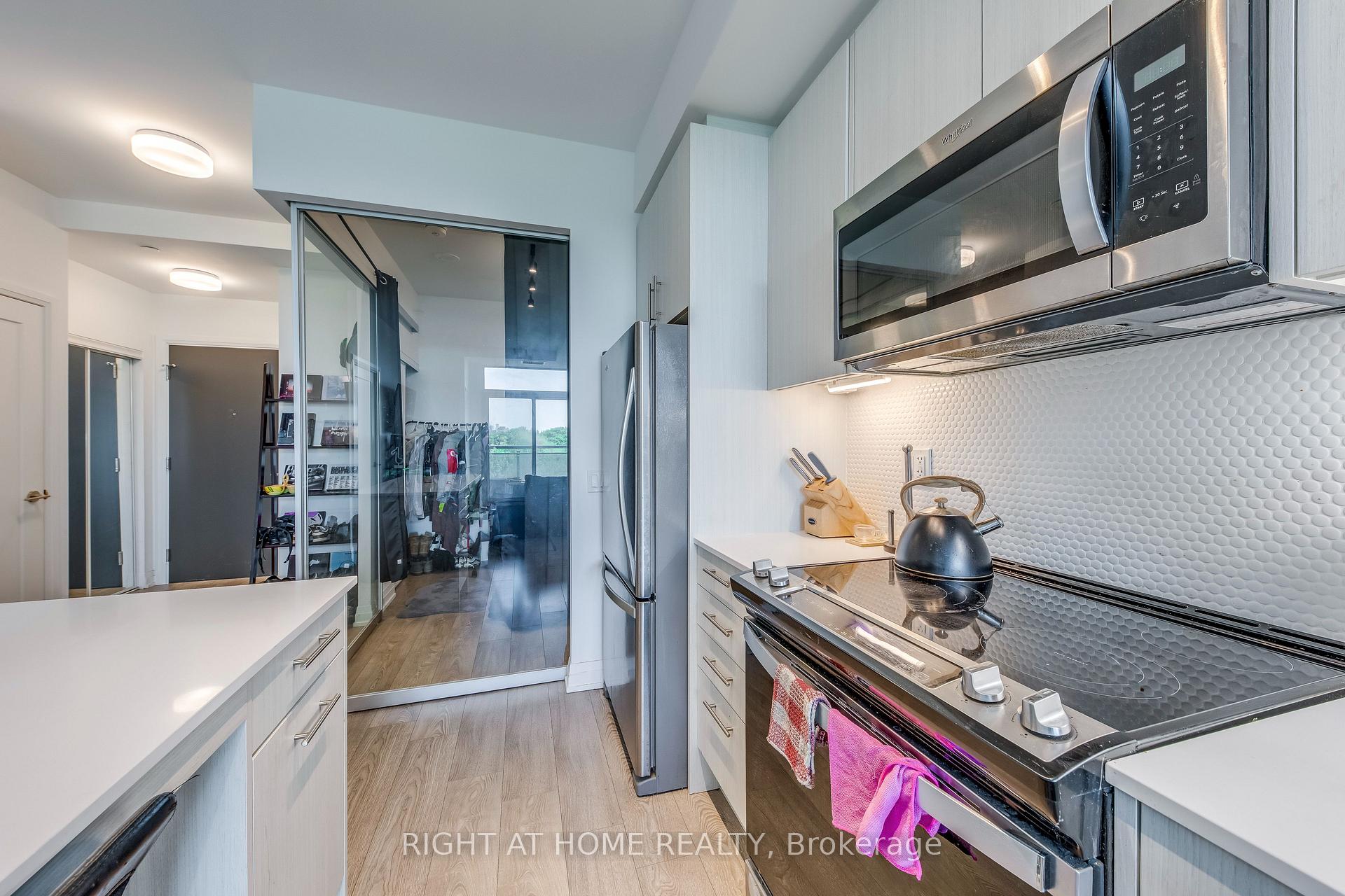 Photo 7 of Unit 619, 286 Main Street, Toronto, East End-Danforth — HOMEH