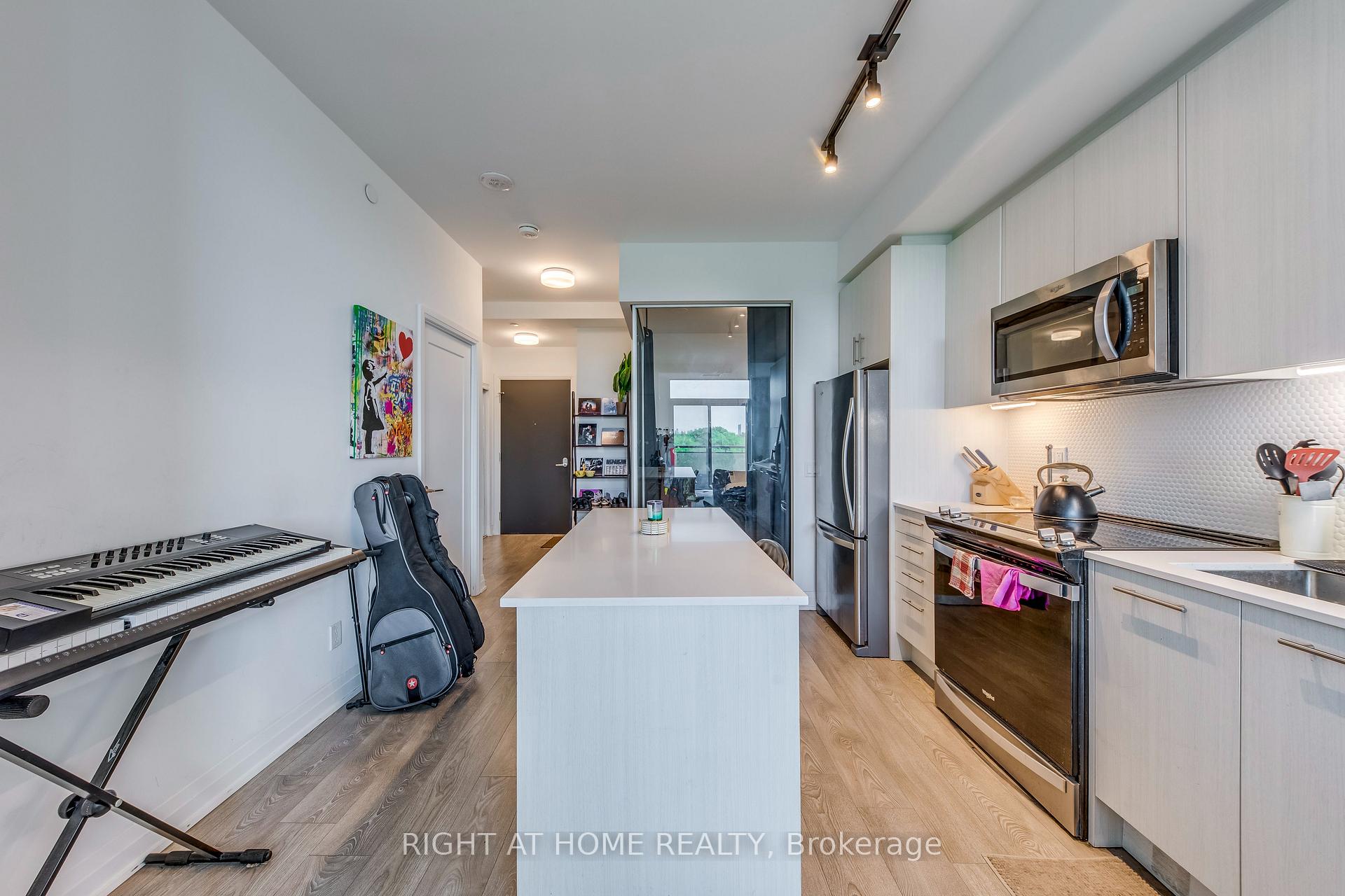 Photo 10 of Unit 619, 286 Main Street, Toronto, East End-Danforth — HOMEH