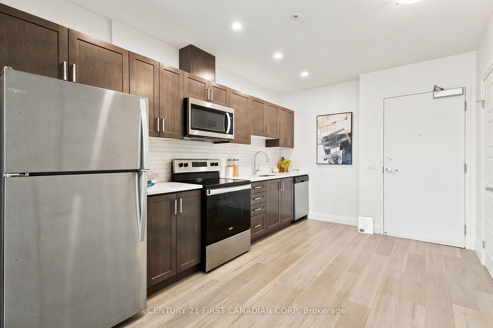 Photo 9 of Unit 311, 5 Wake Robin Drive, Kitchener, Larentian West — HOMEH