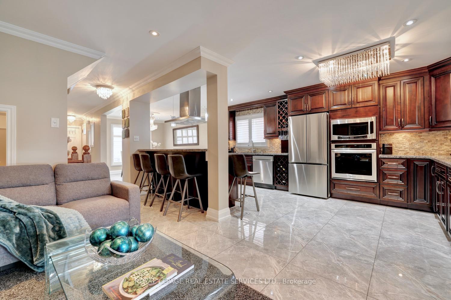 Photo 13 of 3409 Bertrand Road, Mississauga, Erin Mills — HOMEH