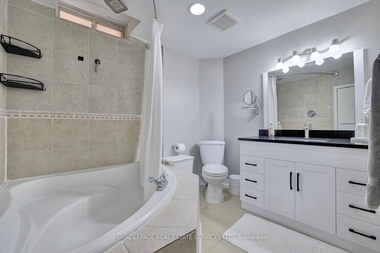 Photo 34 of 3409 Bertrand Road, Mississauga, Erin Mills — HOMEH
