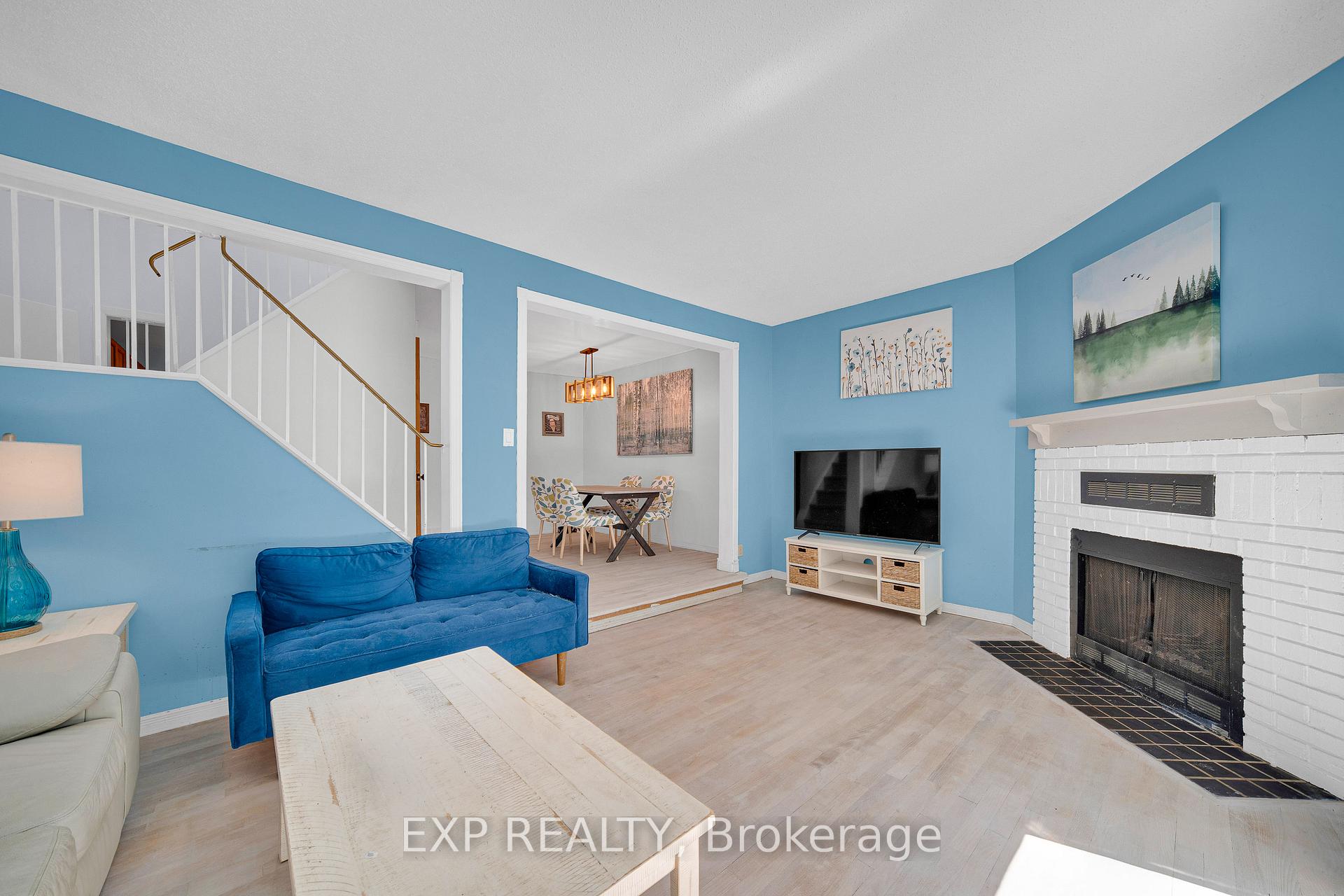 Photo 8 of 6431 Timothy Court, Ottawa, Convent Glen North — HOMEH