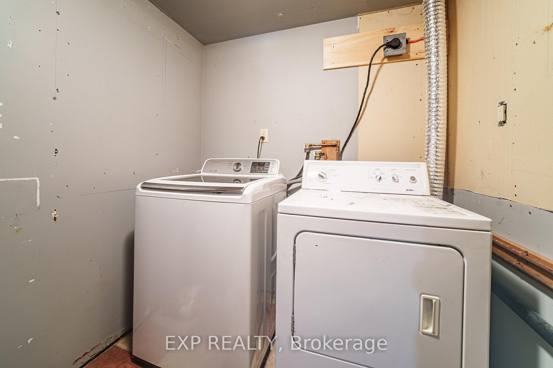 Photo 29 of 6431 Timothy Court, Ottawa, Convent Glen North — HOMEH