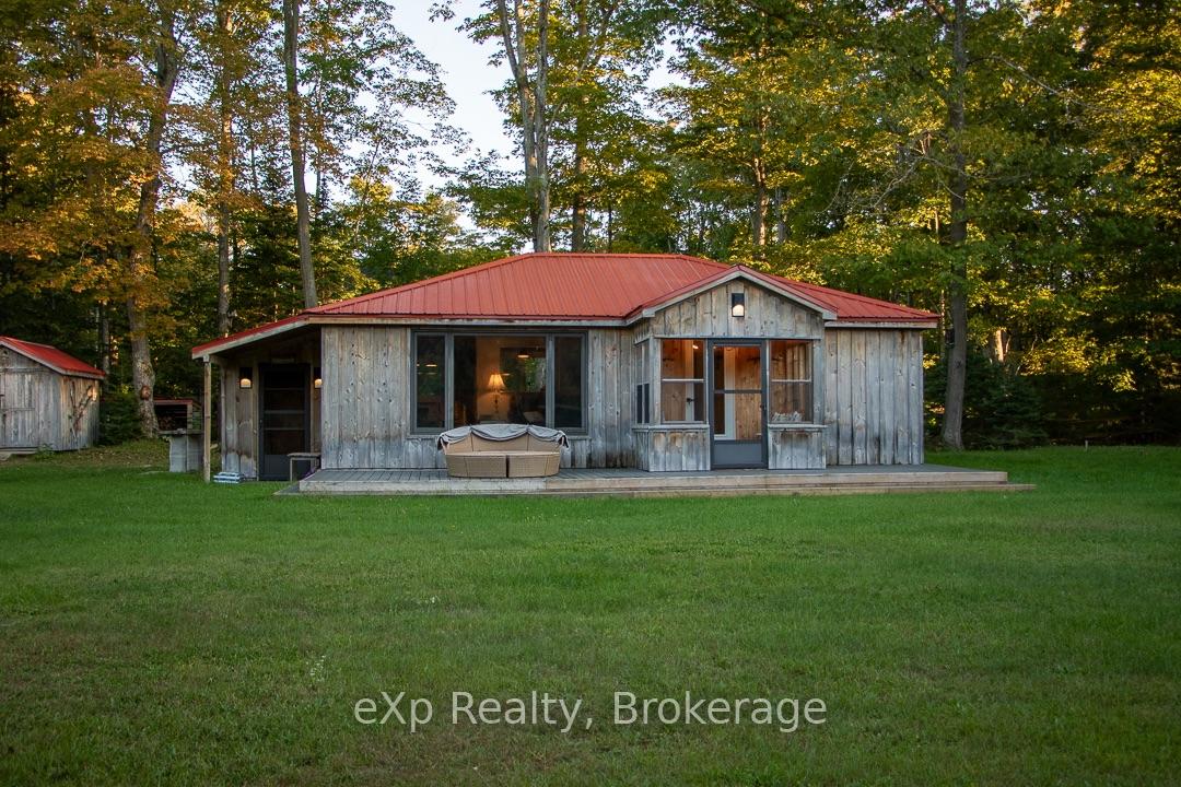 Photo of 426 Huron Road