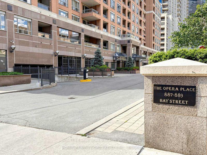 Photo 10 of Unit #708, 887 Bay Street, Toronto, Bay Street Corridor — HOMEH