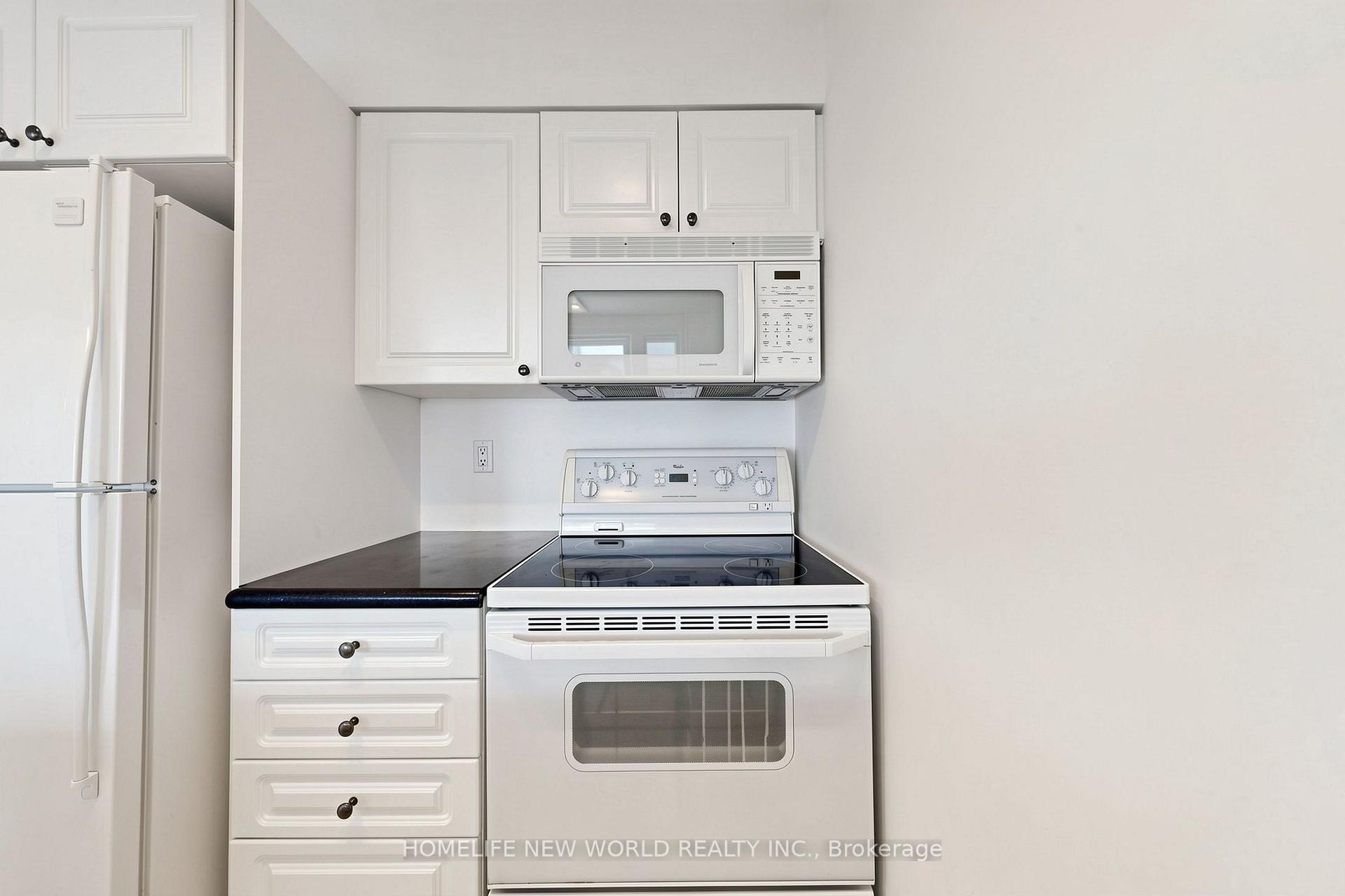 Photo 15 of Unit #708, 887 Bay Street, Toronto, Bay Street Corridor — HOMEH