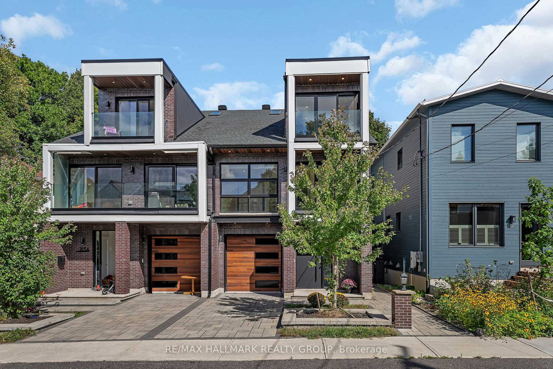 Photo of 187 Carleton Avenue