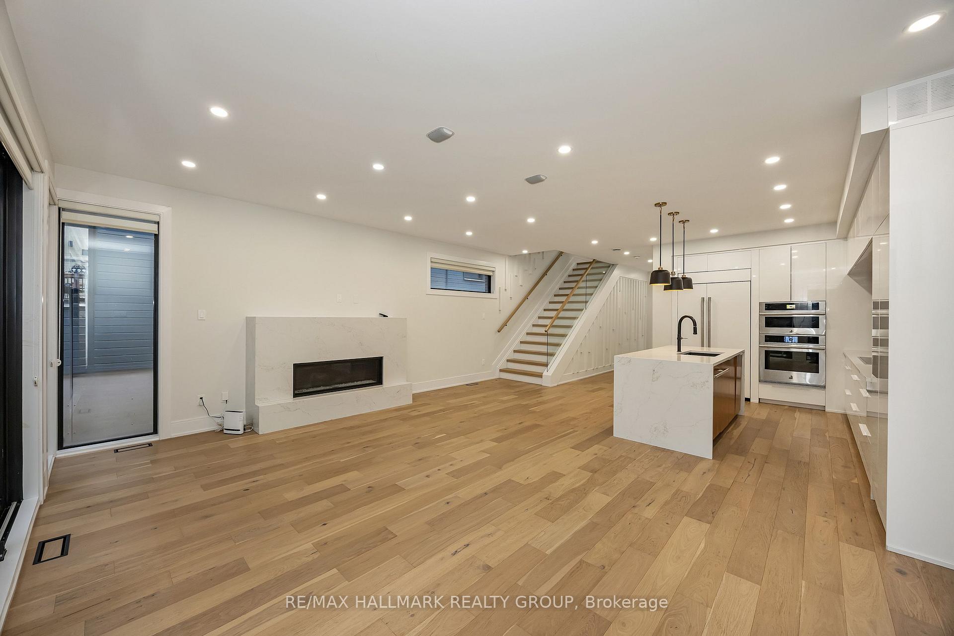 Photo 11 of 187 Carleton Avenue, Ottawa, Ottawa West/Tunneys Pasture — HOMEH