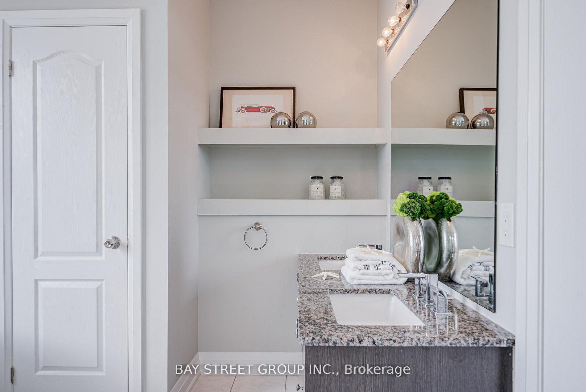Photo 16 of 6 Teasel Way, Markham, Unionville — HOMEH