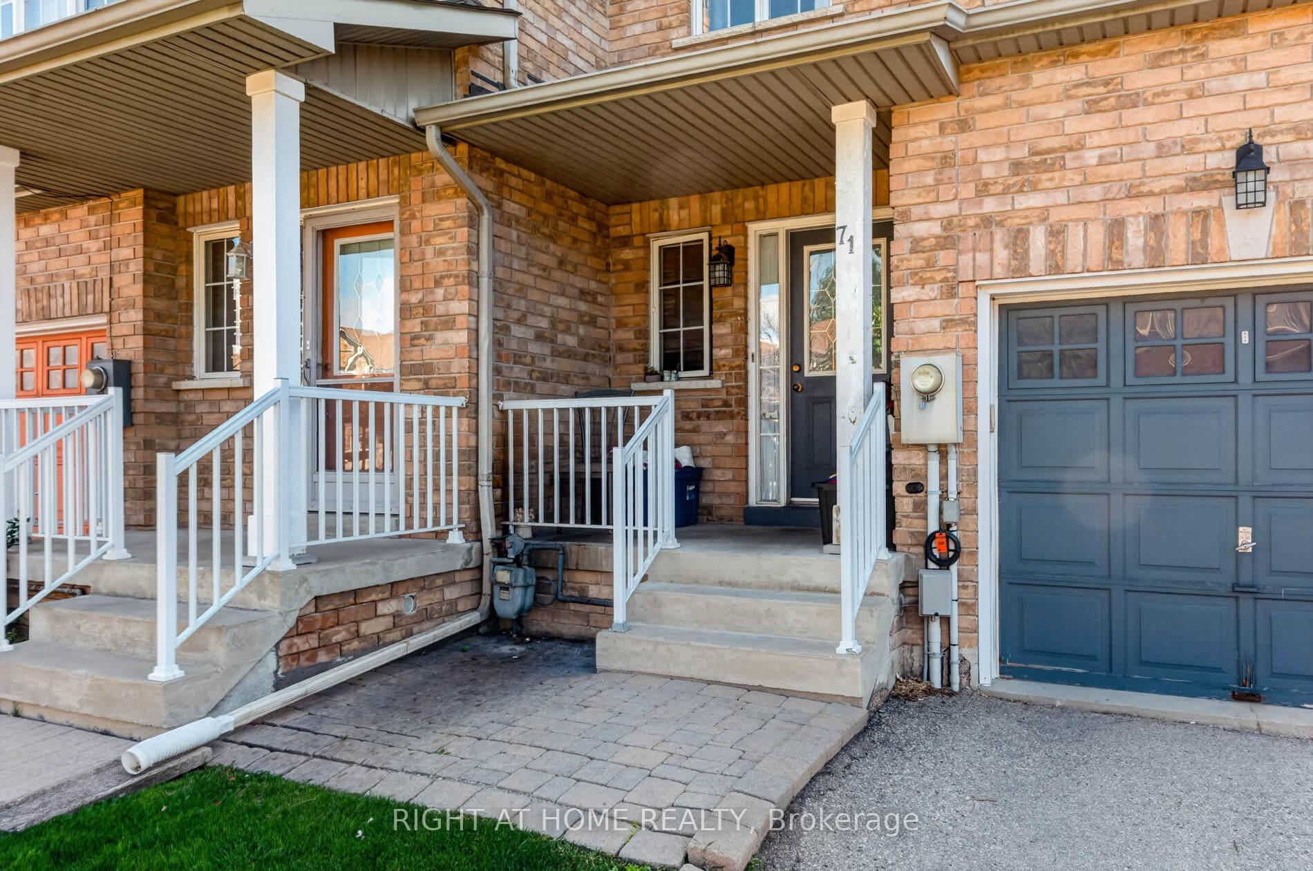Photo 2 of 71 Pottery Place, Vaughan, East Woodbridge — HOMEH
