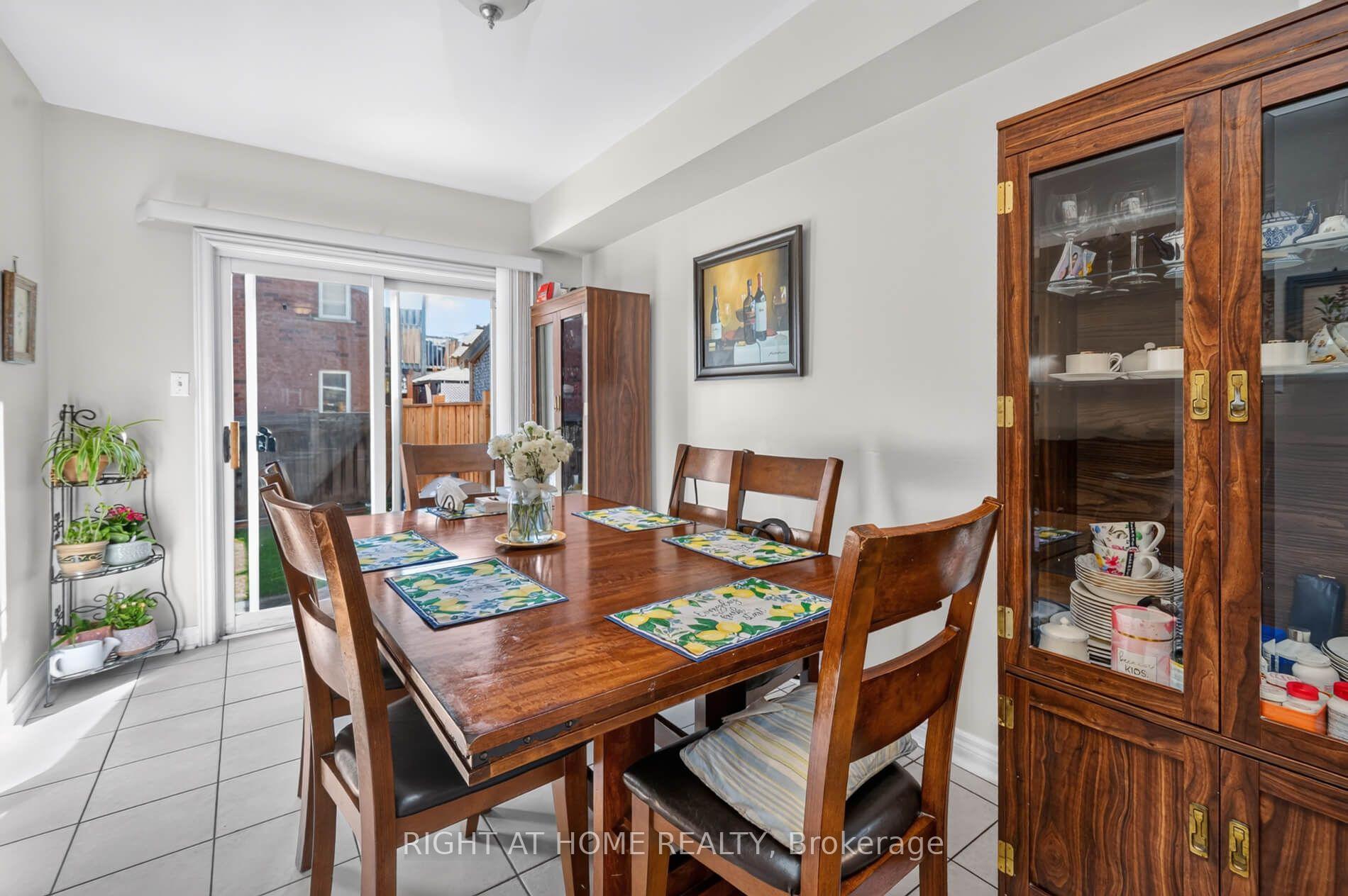 Photo 13 of 71 Pottery Place, Vaughan, East Woodbridge — HOMEH