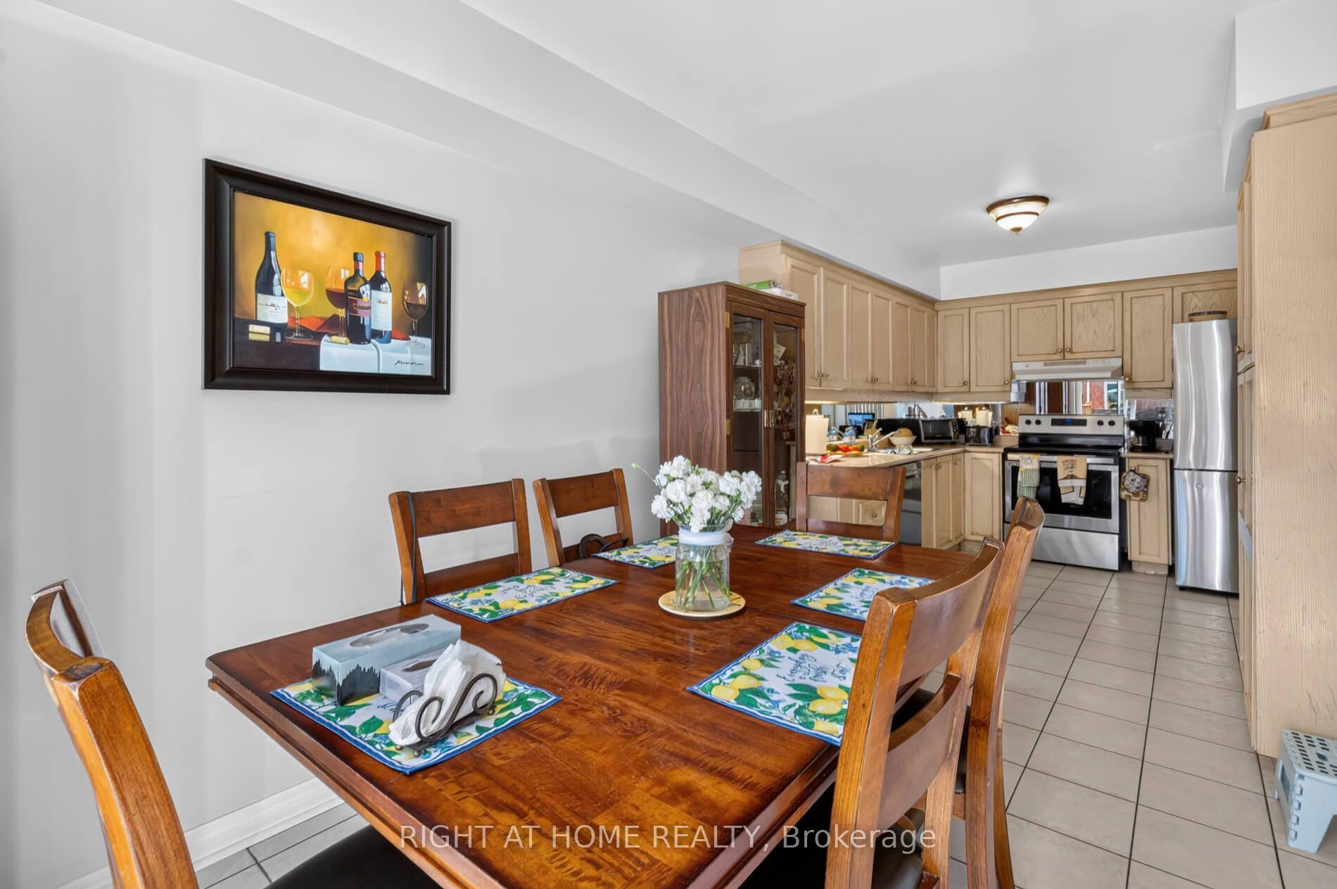 Photo 14 of 71 Pottery Place, Vaughan, East Woodbridge — HOMEH