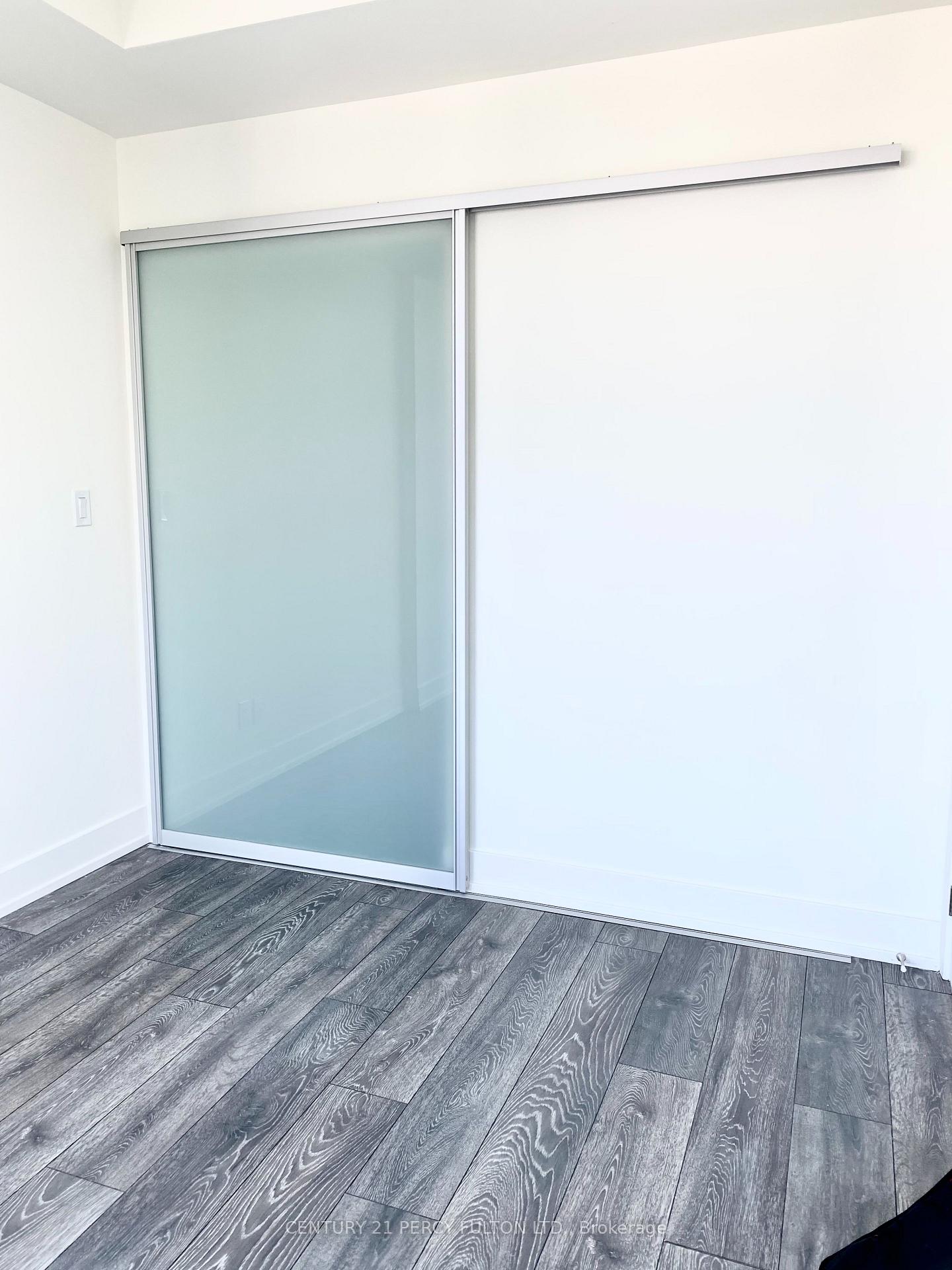 Photo 7 of Unit 1105, 180 Fairview Mall Drive, North York, Don Valley Village — HOMEH