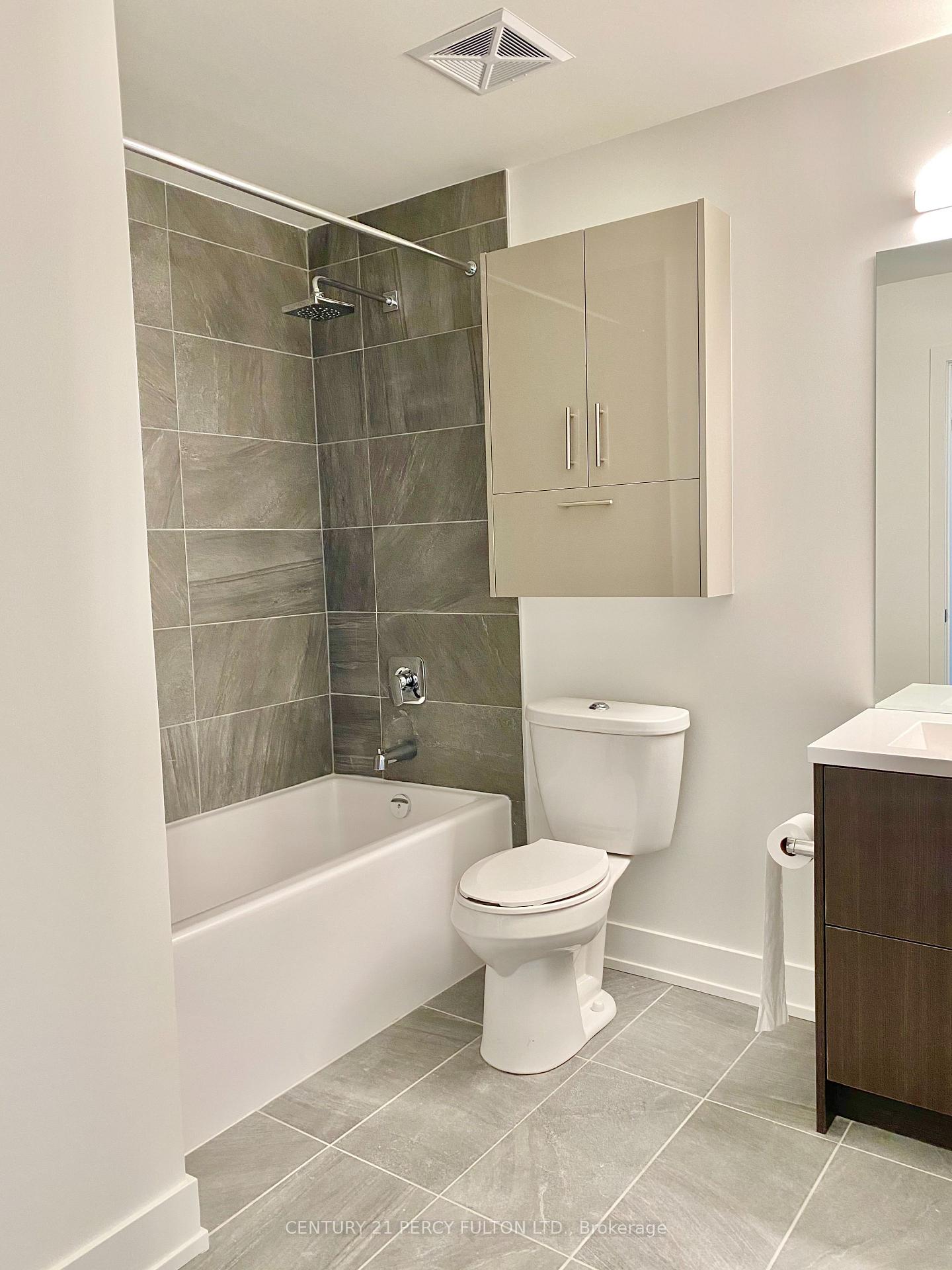 Photo 8 of Unit 1105, 180 Fairview Mall Drive, North York, Don Valley Village — HOMEH
