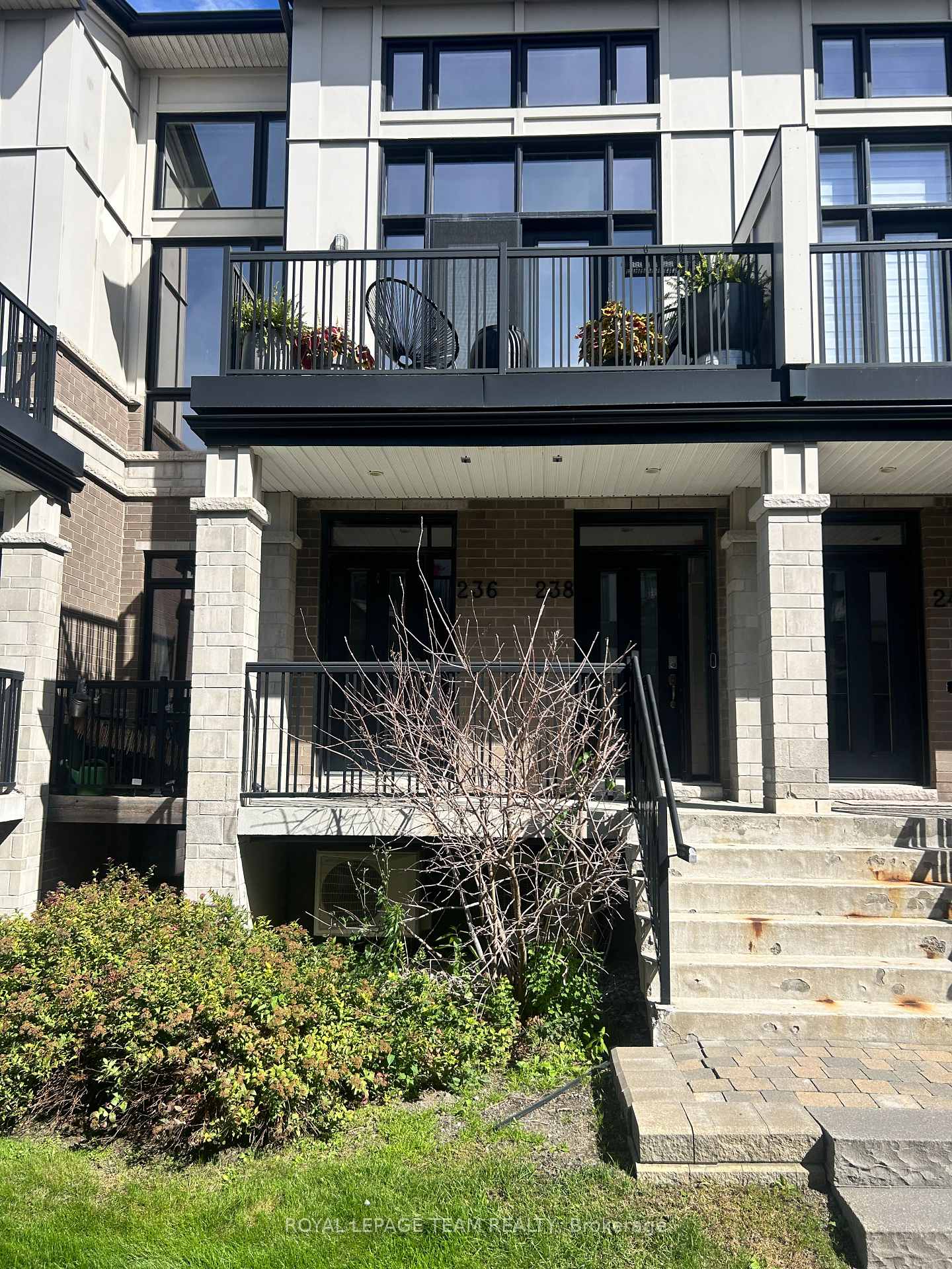 Photo 1 of 236 Pembina Private, Ottawa, Riverside South/Gloucester Glen — HOMEH
