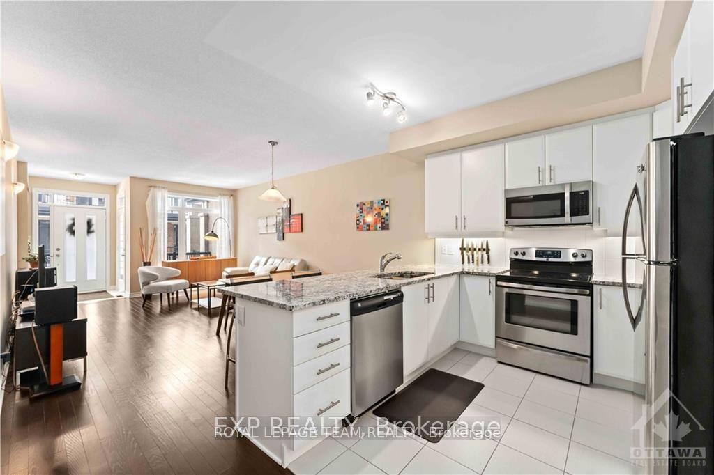 Photo 5 of 236 Pembina Private, Ottawa, Riverside South/Gloucester Glen — HOMEH