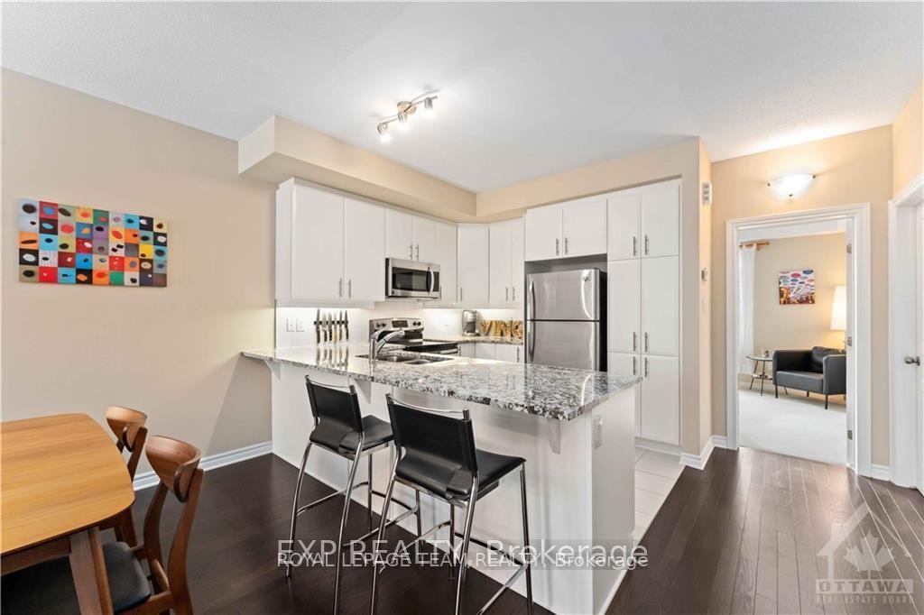 Photo 9 of 236 Pembina Private, Ottawa, Riverside South/Gloucester Glen — HOMEH