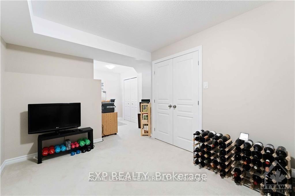 Photo 15 of 236 Pembina Private, Ottawa, Riverside South/Gloucester Glen — HOMEH