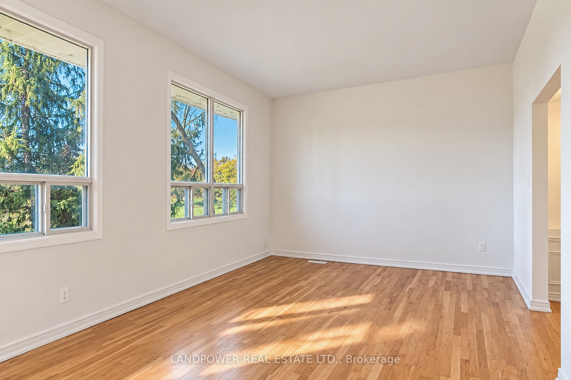 Photo 53 of 106 Poplar Crescent, Aurora, Aurora Highlands — HOMEH