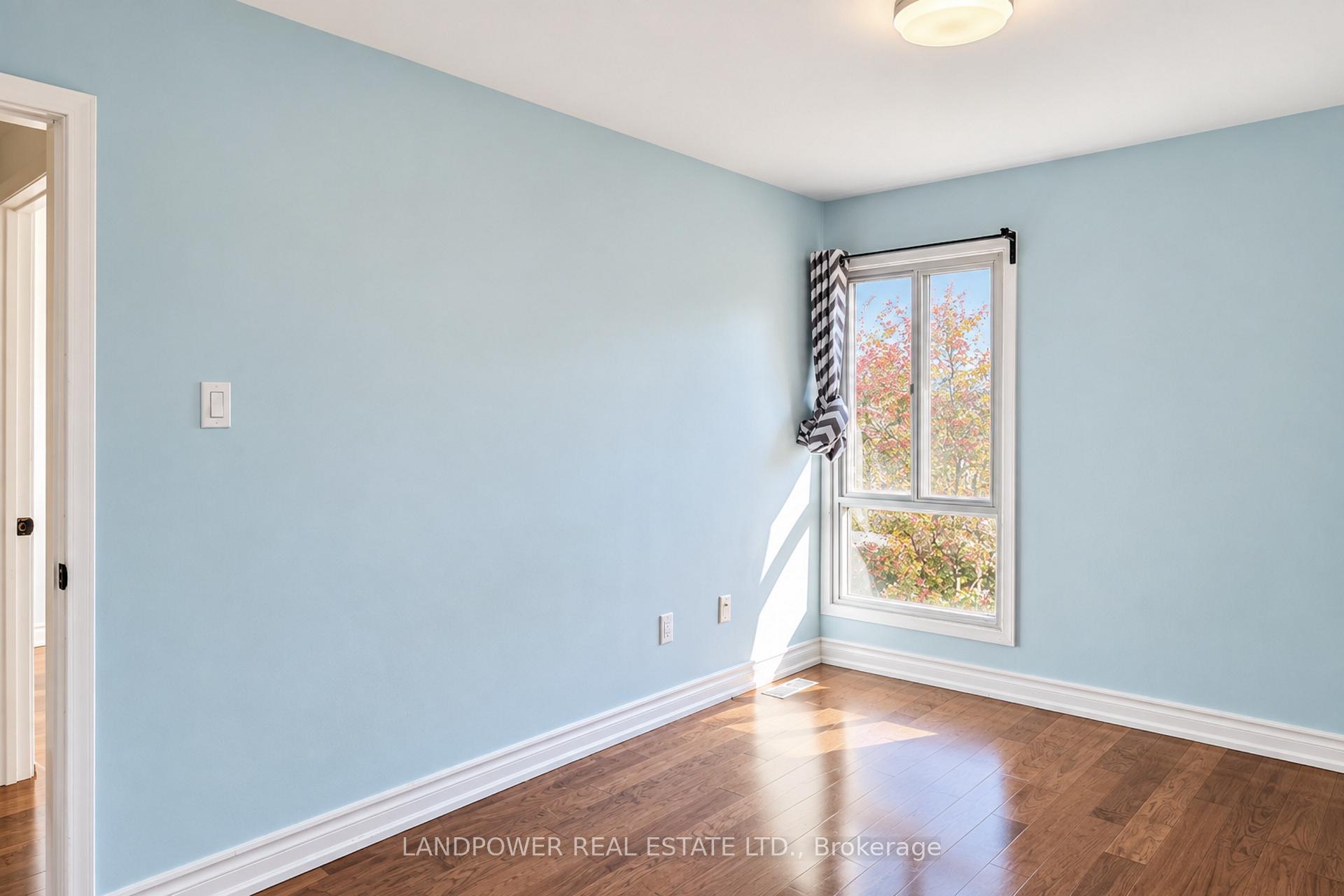 Photo 68 of 106 Poplar Crescent, Aurora, Aurora Highlands — HOMEH
