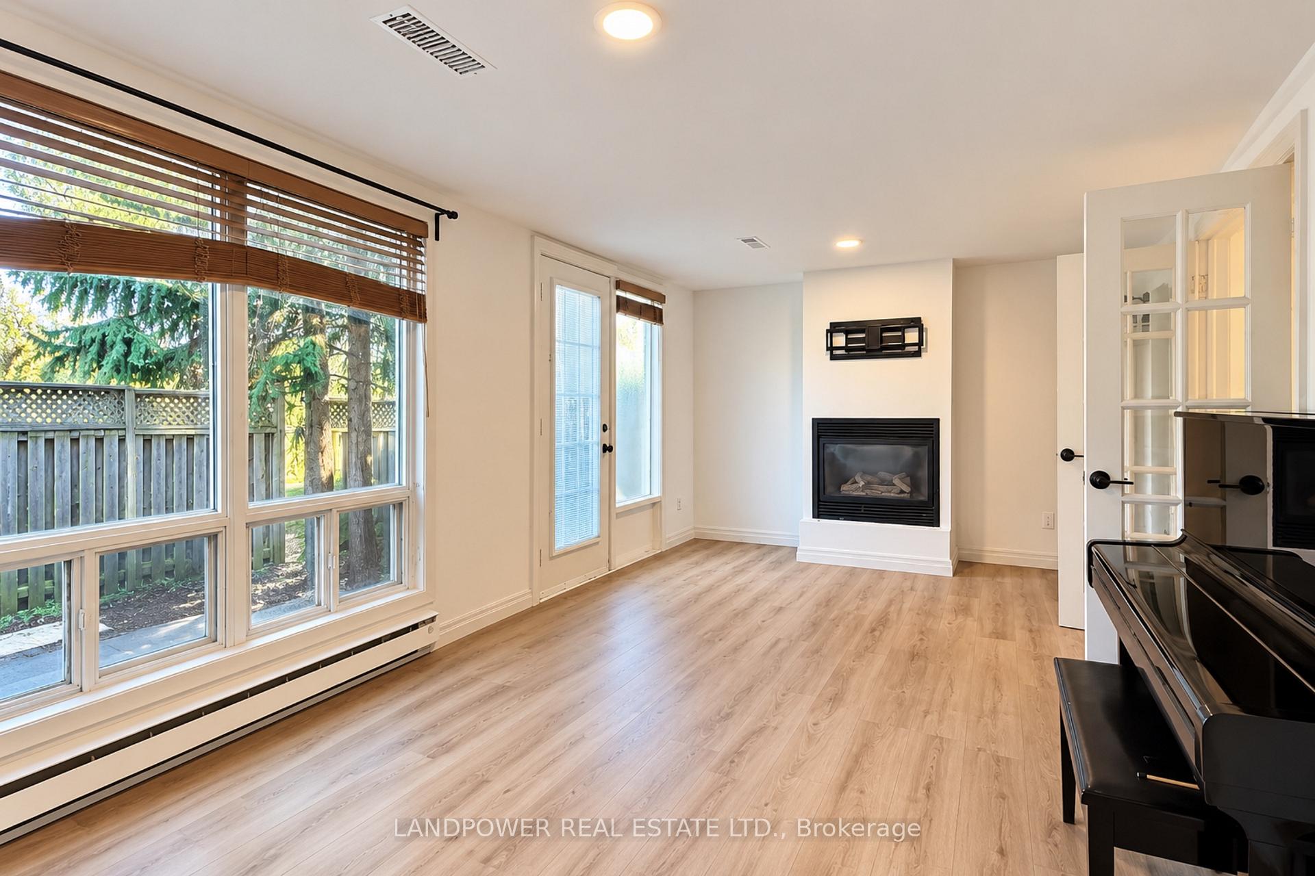 Photo 93 of 106 Poplar Crescent, Aurora, Aurora Highlands — HOMEH