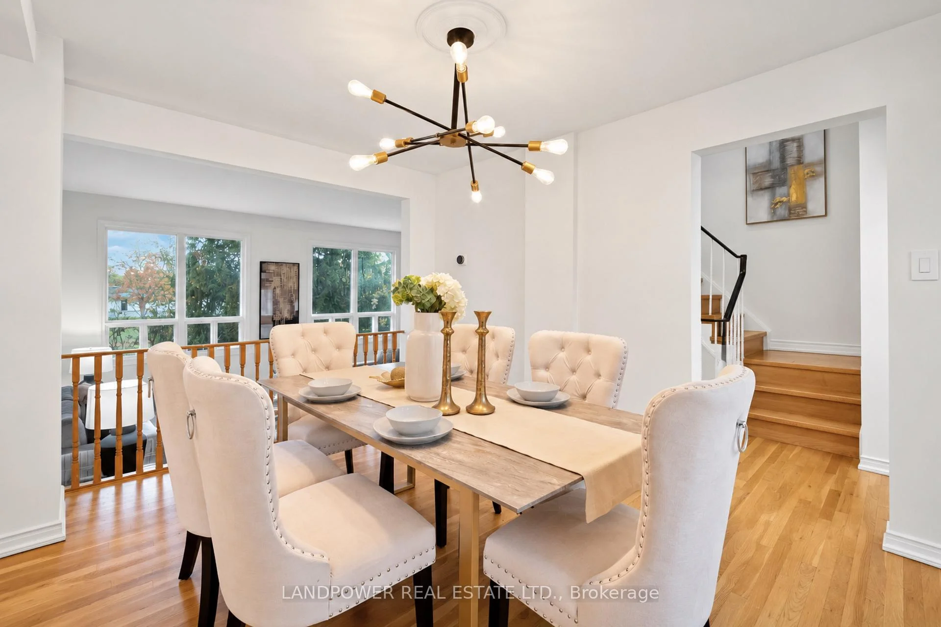 Photo 32 of 106 Poplar Crescent, Aurora, Aurora Highlands — HOMEH