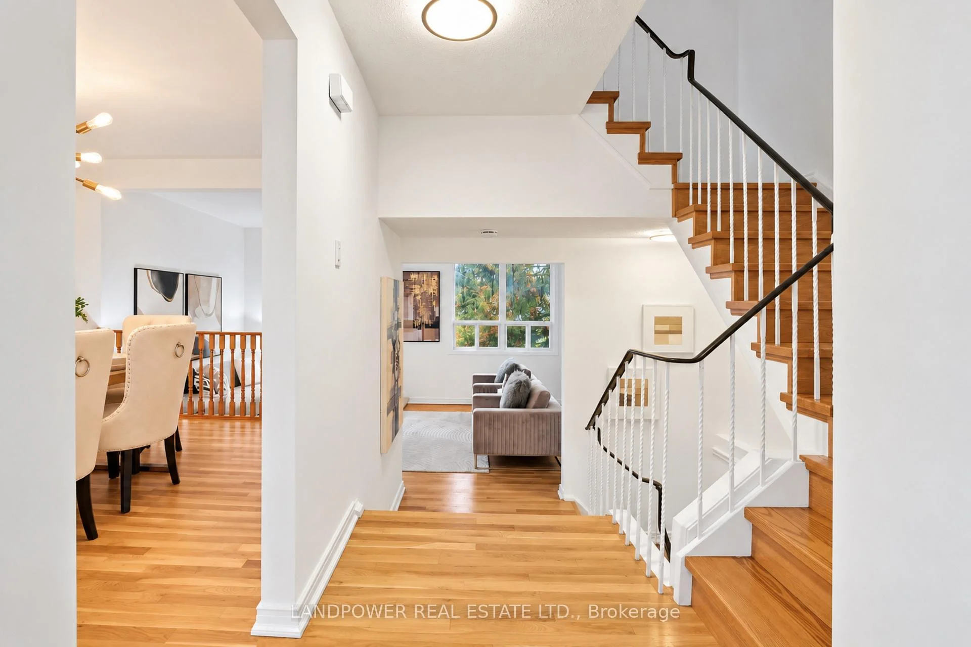 Photo 35 of 106 Poplar Crescent, Aurora, Aurora Highlands — HOMEH
