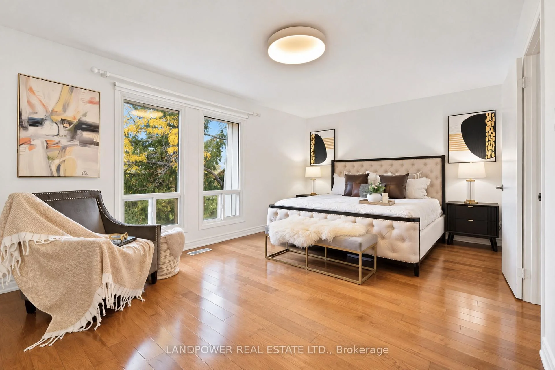 Photo 56 of 106 Poplar Crescent, Aurora, Aurora Highlands — HOMEH