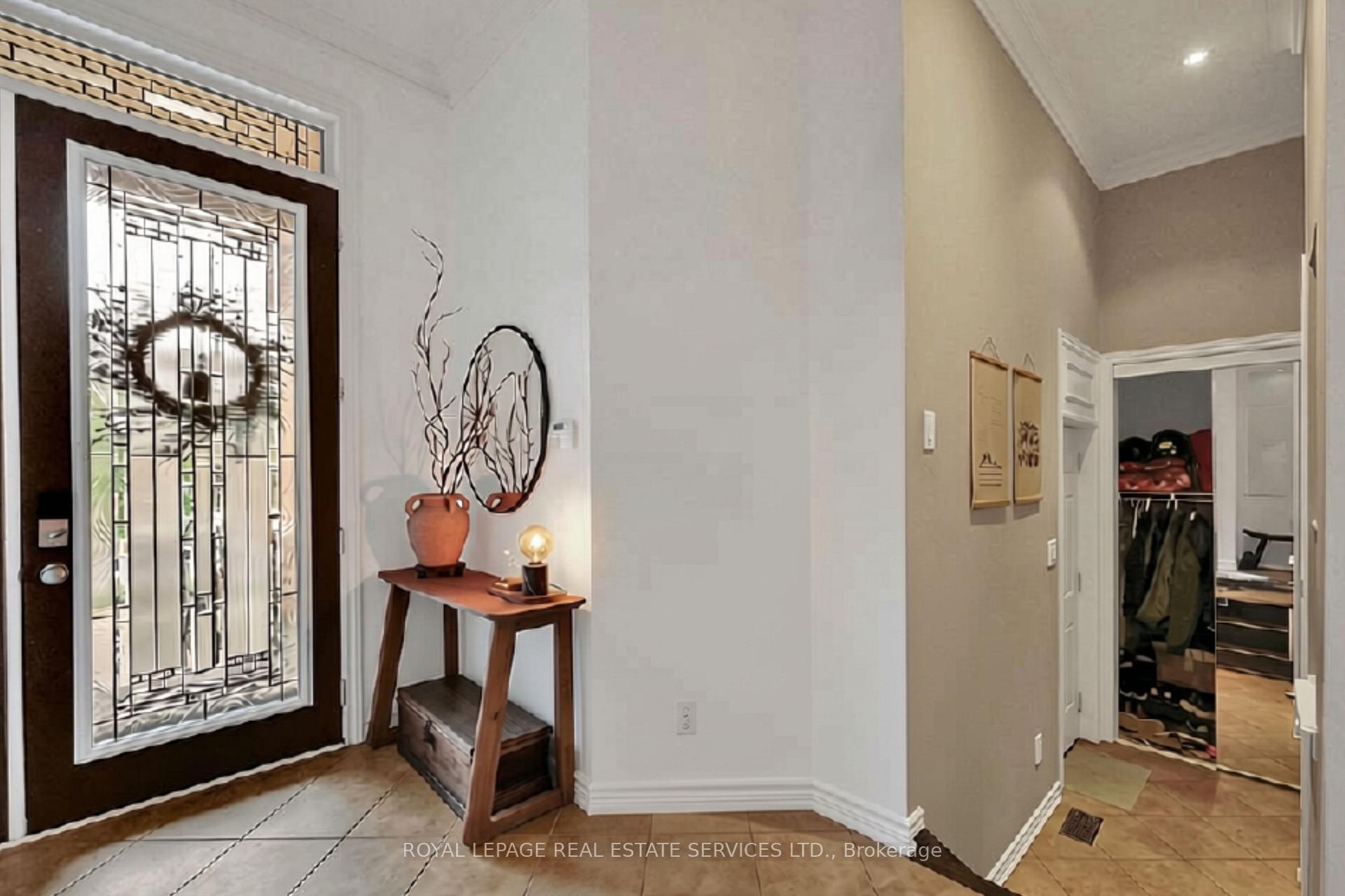 Photo 4 of Unit 25, 485 Pringle Avenue, Milton, Scott — HOMEH