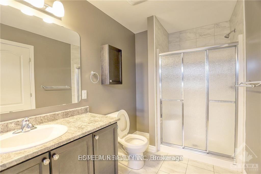 Photo 19 of 206 Broxburn Crescent, Ottawa, Barrhaven - Heritage Park — HOMEH