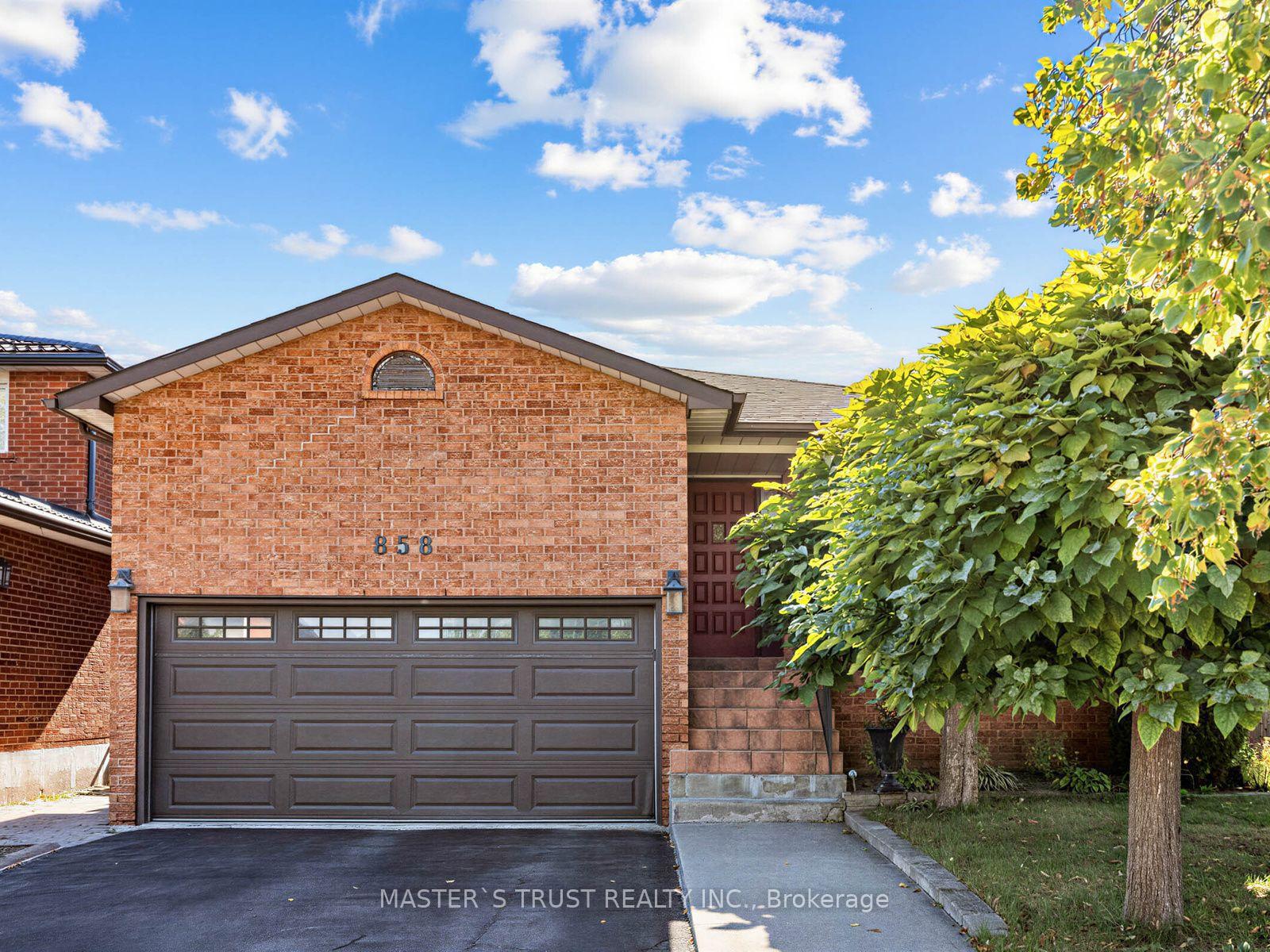 Photo of 858 Wetherby Lane