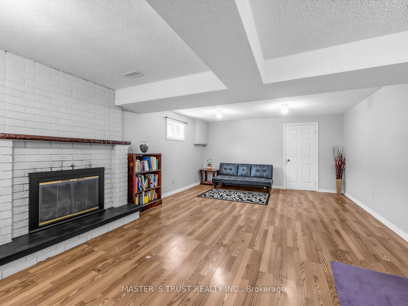 Photo 21 of 858 Wetherby Lane, Mississauga, Rathwood — HOMEH