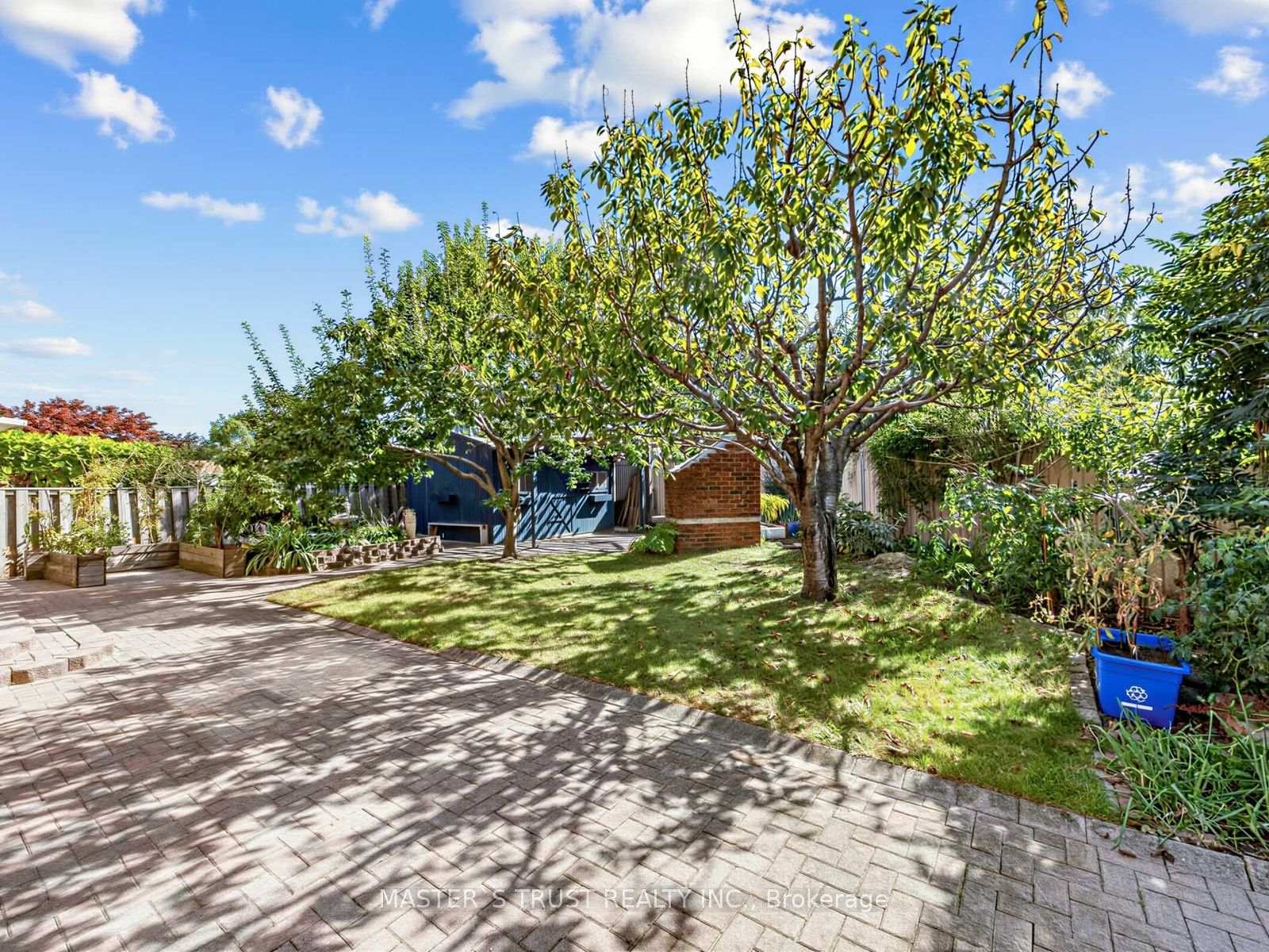 Photo 32 of 858 Wetherby Lane, Mississauga, Rathwood — HOMEH