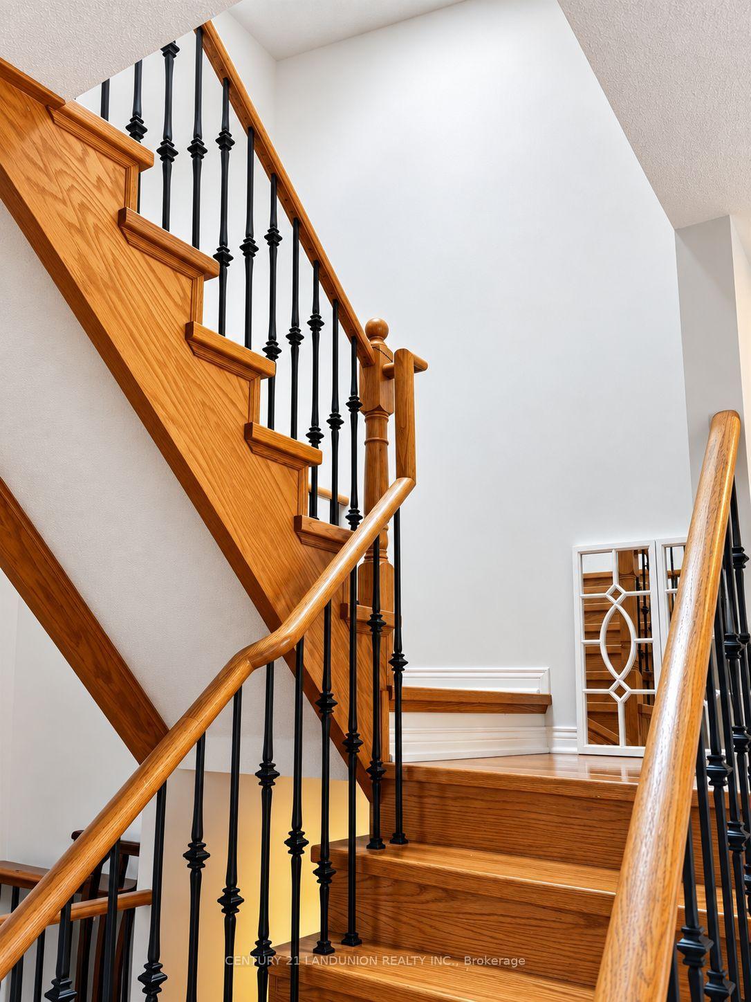 Photo 16 of 52 Kentley Street, Markham, Berczy — HOMEH