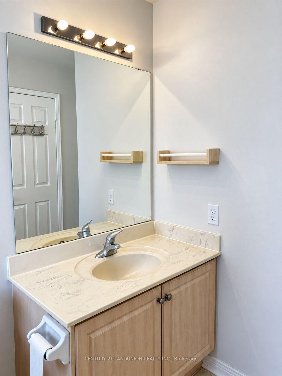 Photo 22 of 52 Kentley Street, Markham, Berczy — HOMEH