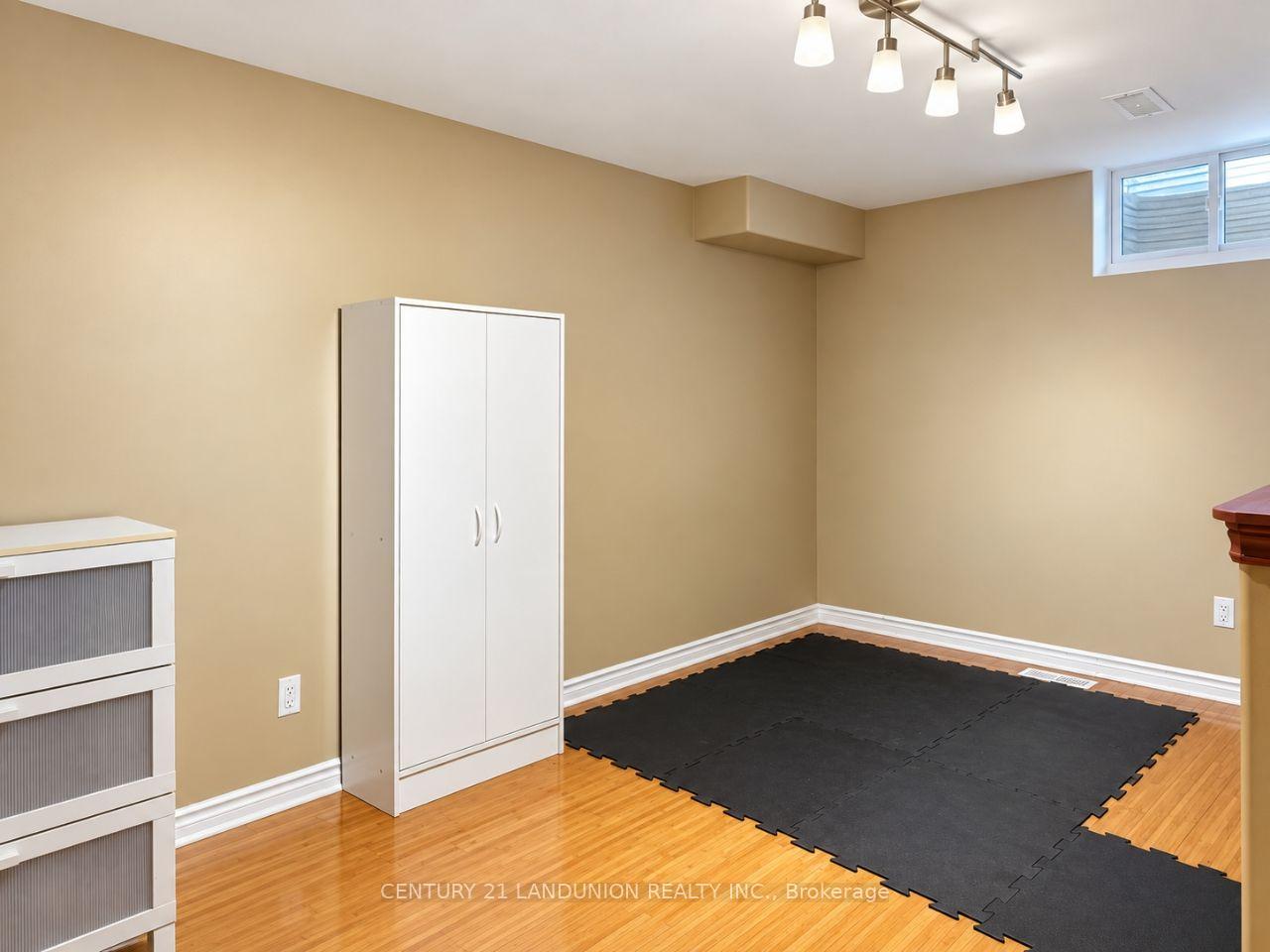 Photo 33 of 52 Kentley Street, Markham, Berczy — HOMEH