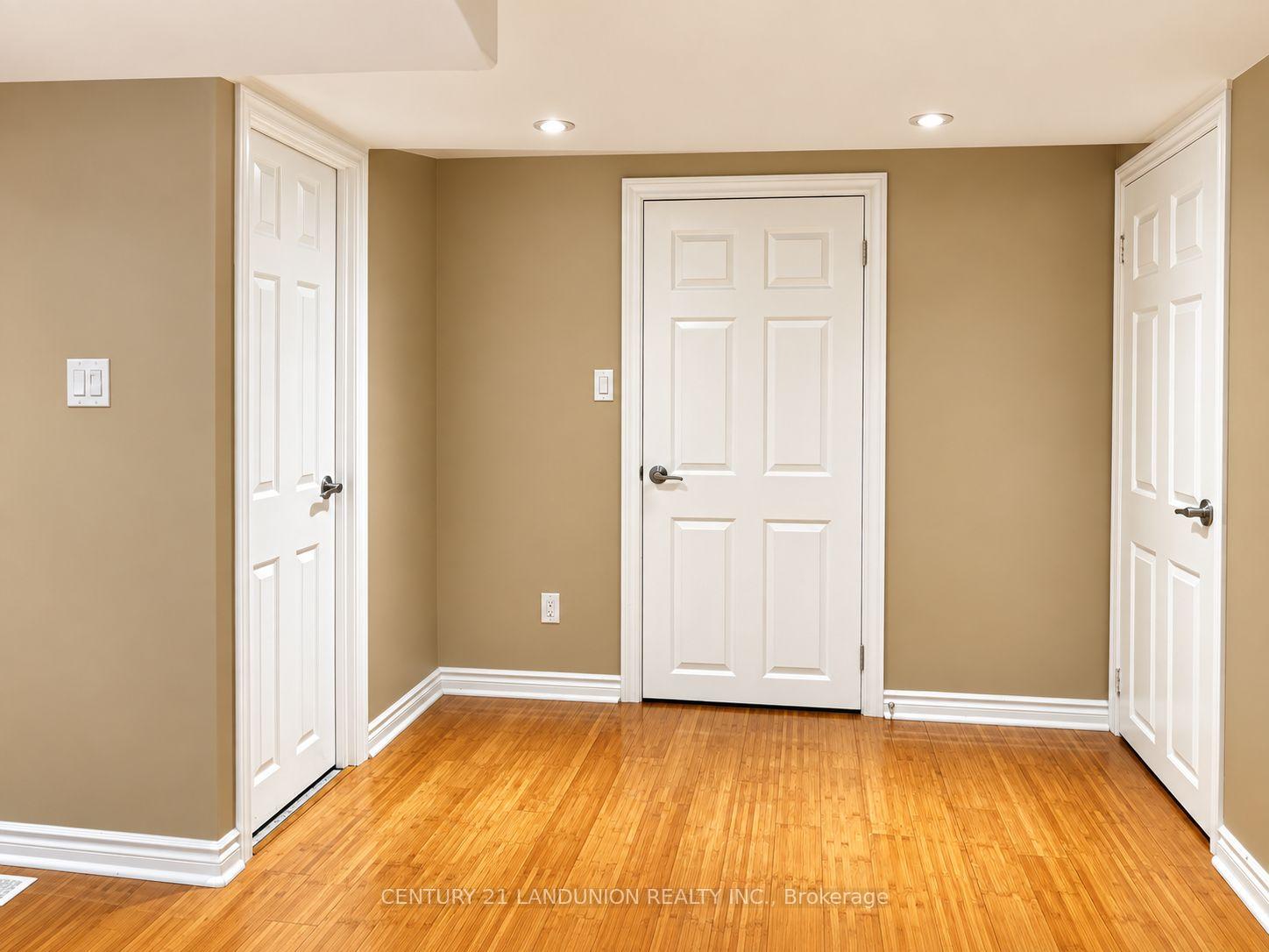 Photo 35 of 52 Kentley Street, Markham, Berczy — HOMEH