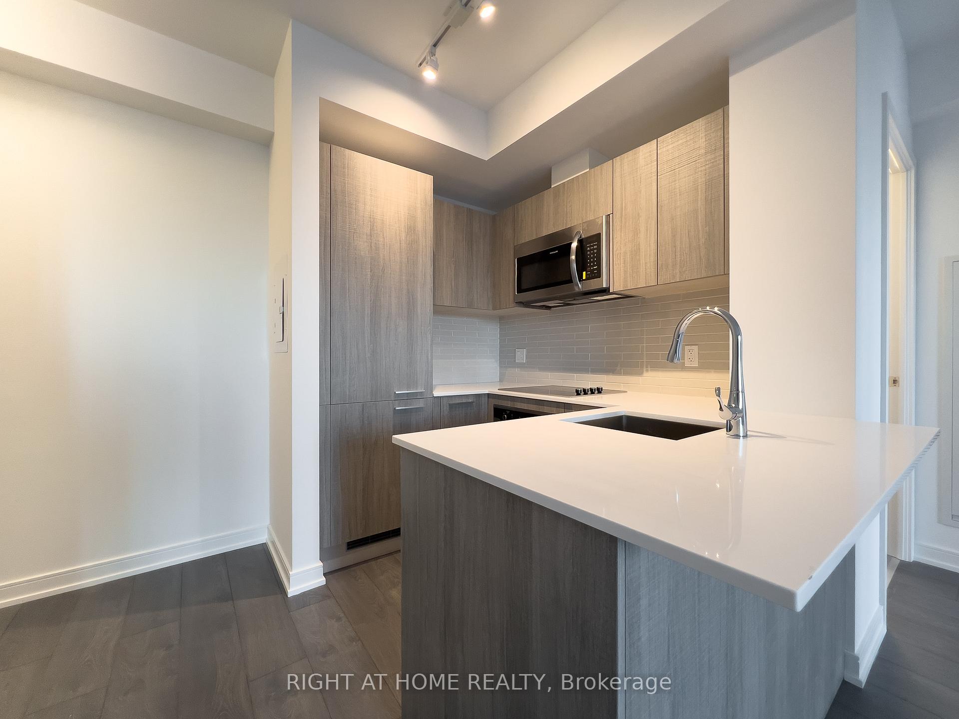 Photo 7 of Unit 1606, 3 Gloucester Street, Toronto, Church-Yonge Corridor — HOMEH