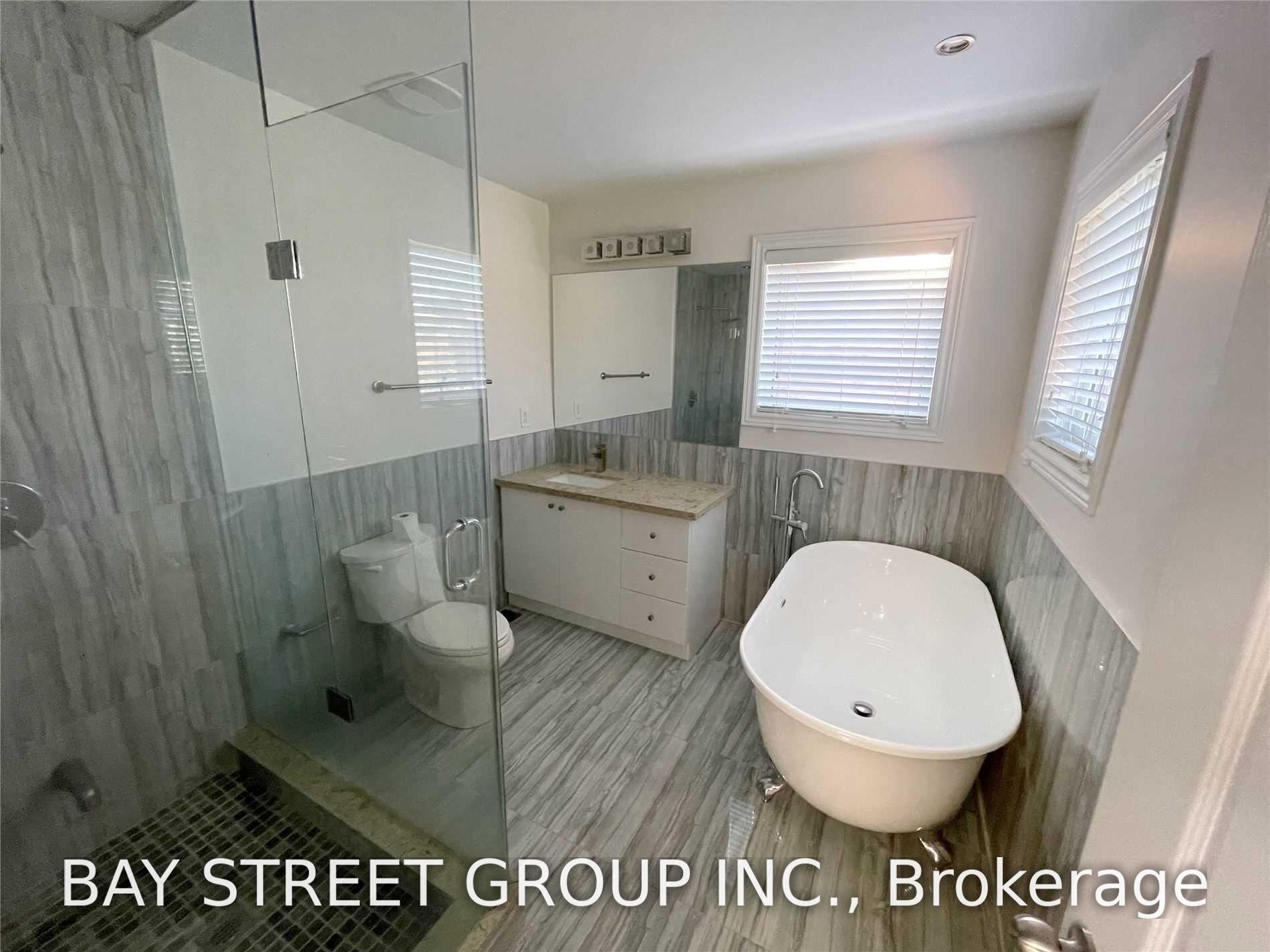 Photo 8 of 18 River Forest Street, Markham, Rouge Fairways — HOMEH