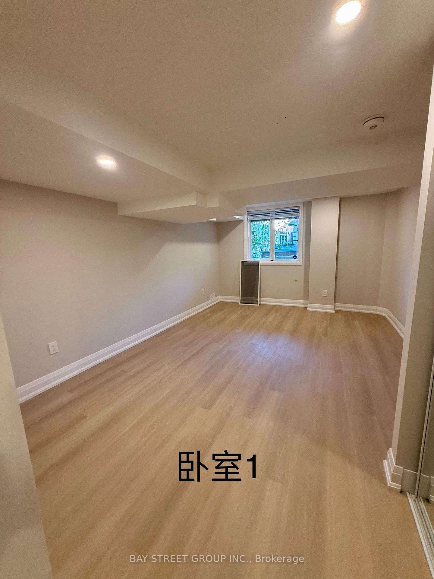 Photo 3 of 100 Redstone Road, Richmond Hill, Rouge Woods — HOMEH