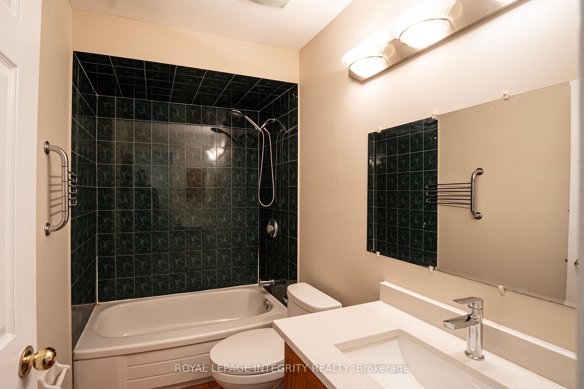 Photo 14 of 79 Forestglade Crescent, Ottawa, Hunt Club Park — HOMEH