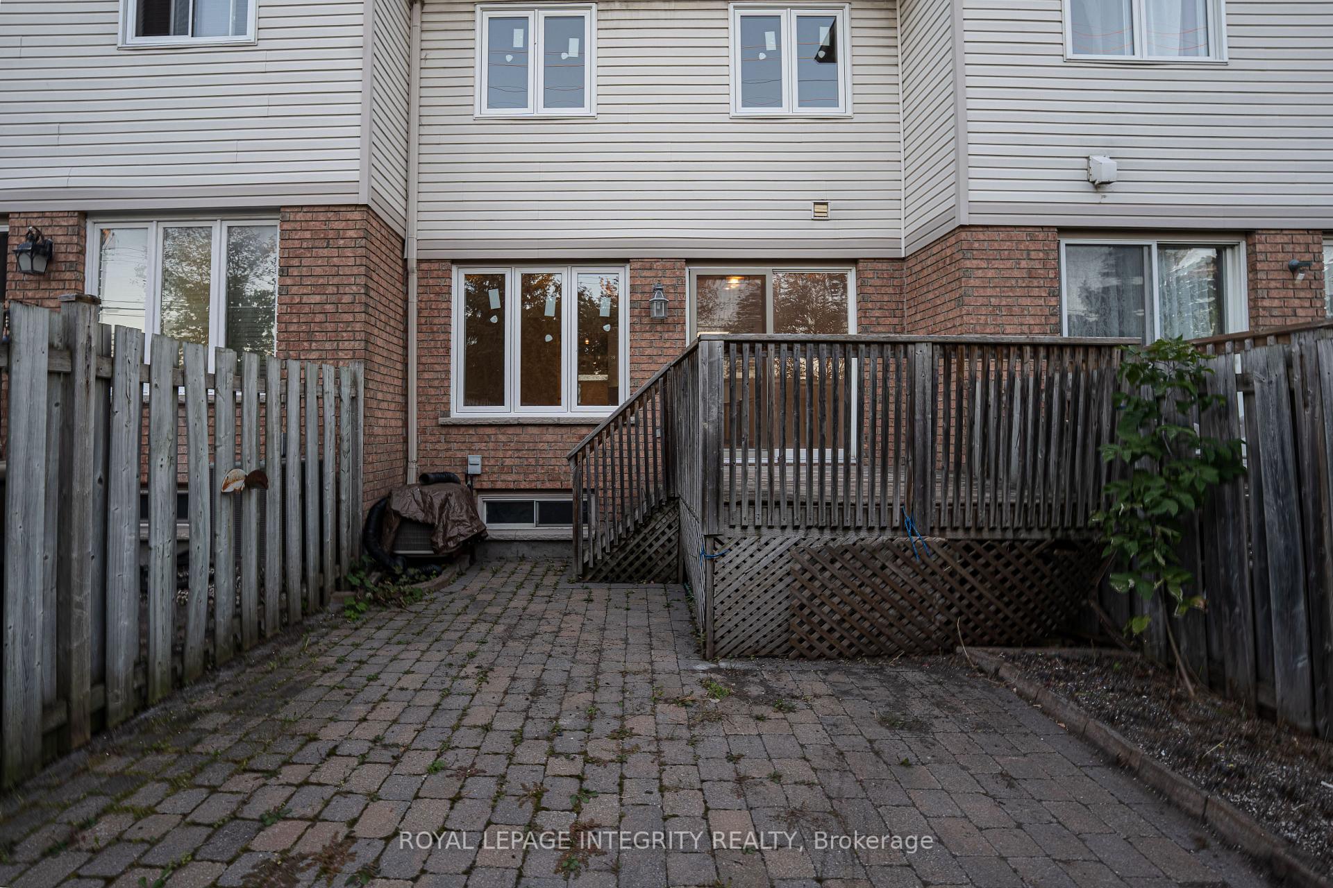 Photo 19 of 79 Forestglade Crescent, Ottawa, Hunt Club Park — HOMEH