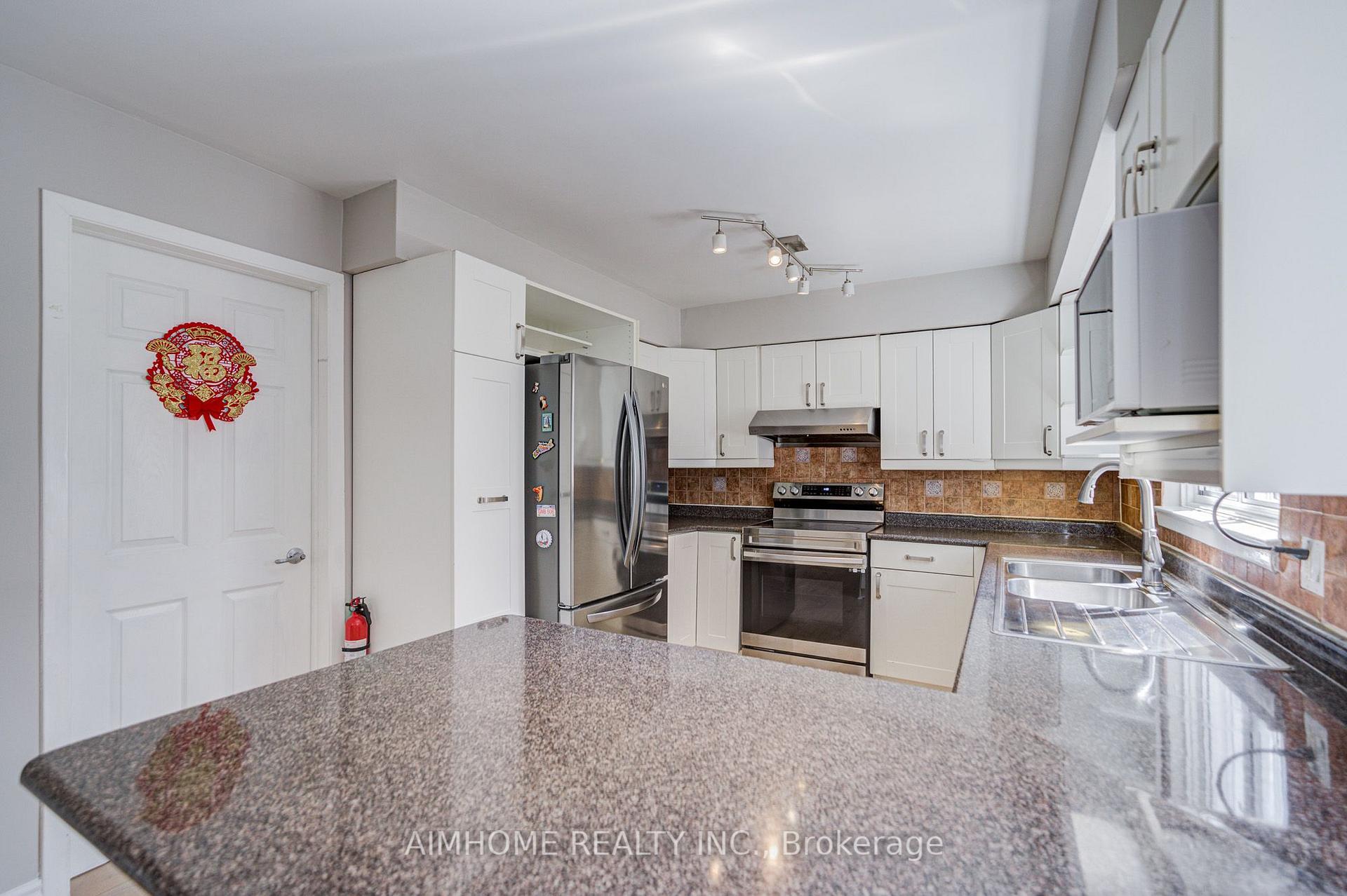 Photo 7 of 163 Chipwood Crescent, North York, Pleasant View — HOMEH
