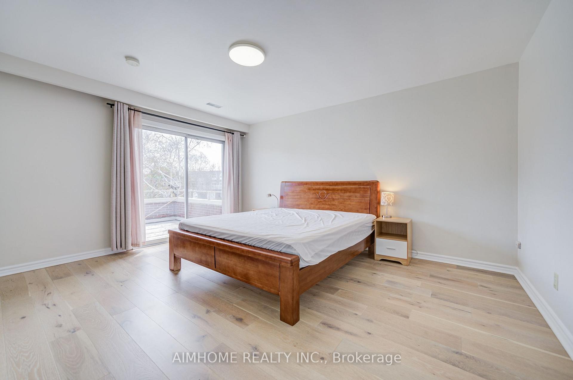 Photo 16 of 163 Chipwood Crescent, North York, Pleasant View — HOMEH