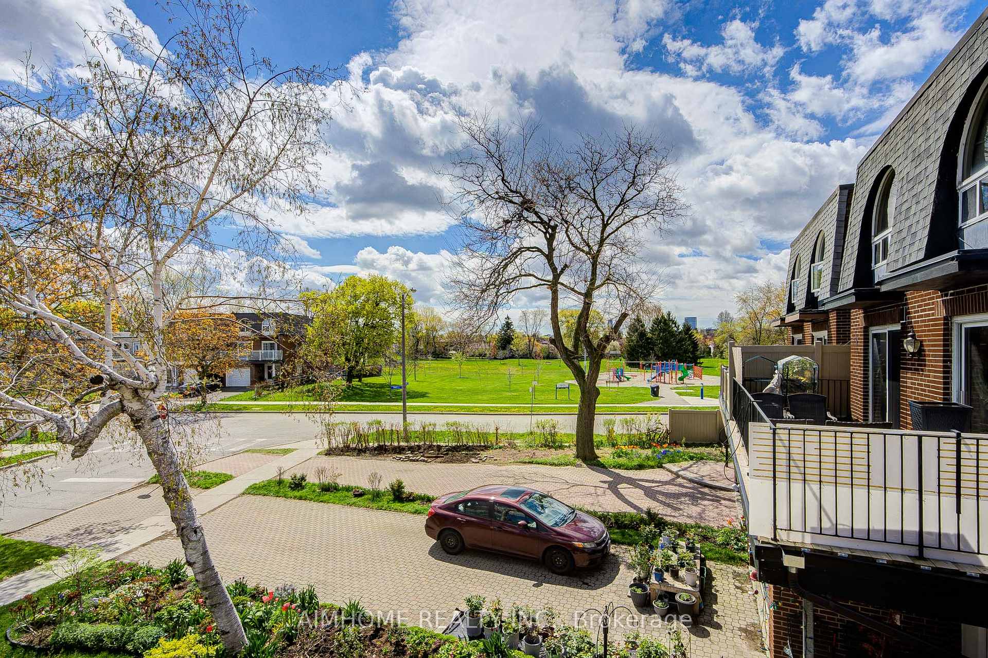 Photo 21 of 163 Chipwood Crescent, North York, Pleasant View — HOMEH