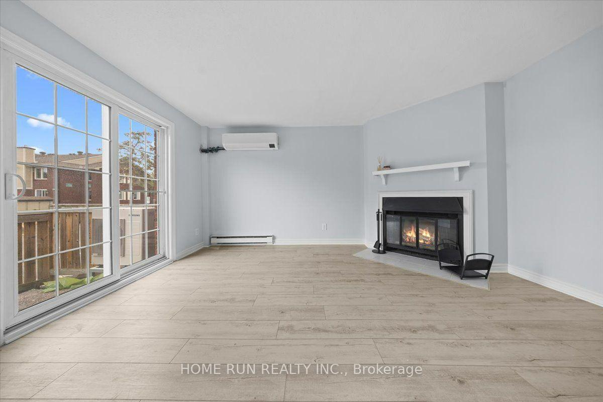 Photo 9 of Unit 104, 1770 Cabaret Lane, Ottawa, Fallingbrook/Pineridge — HOMEH